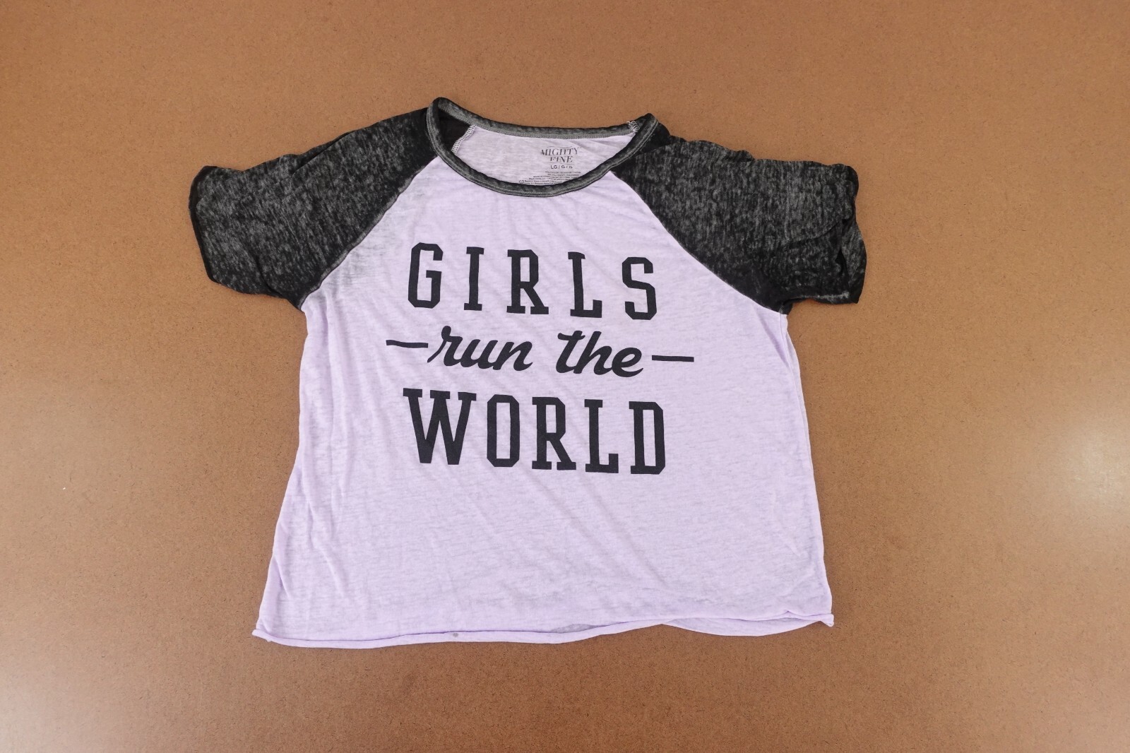 Mighty Fine Juniors Size Large Lilac Girls Run The World Short Sleeve T-Shirt
