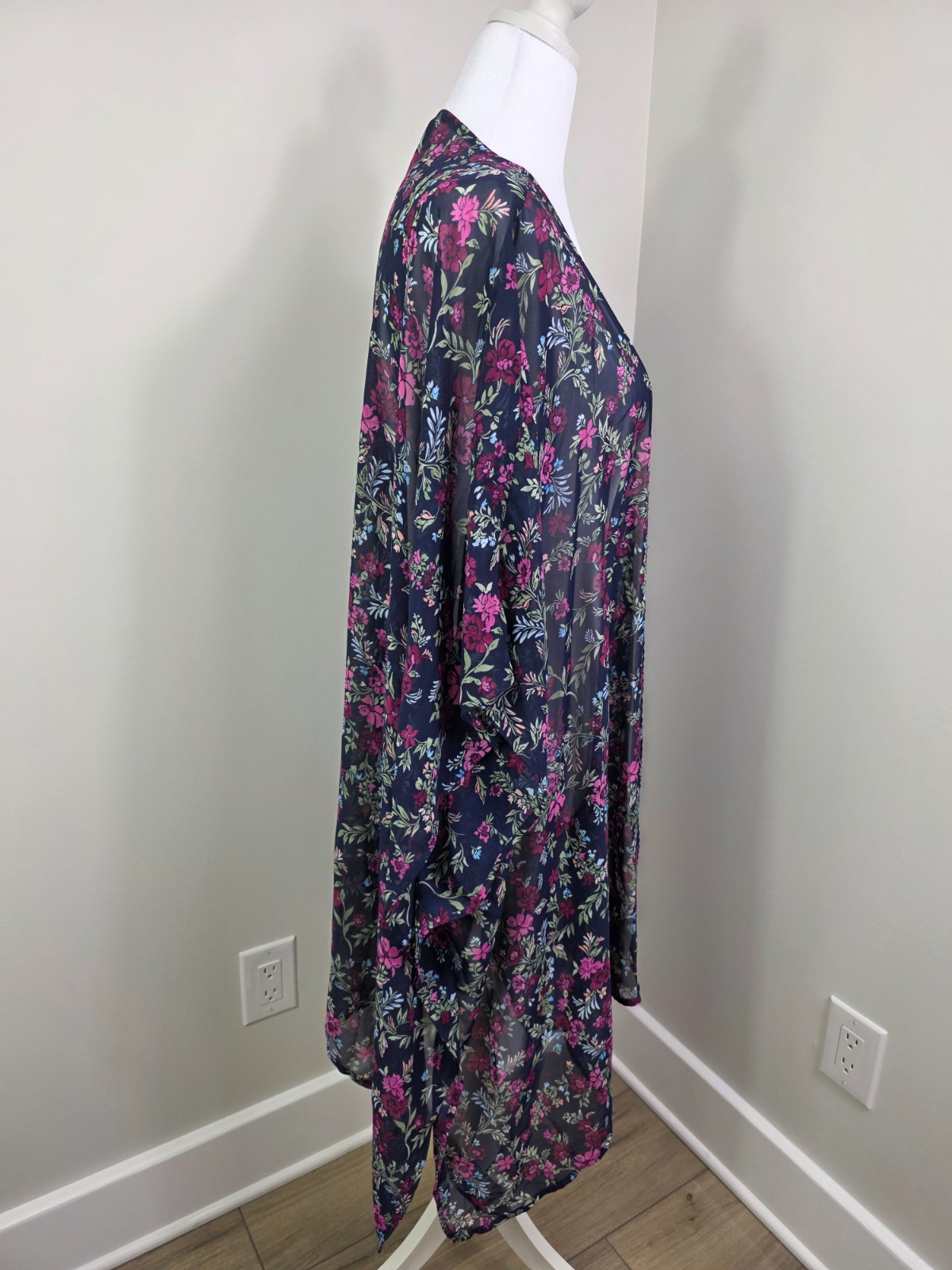 Lane Bryant Floral Kimono Overpiece One Size Navy with Pink, Green, Blue Floral