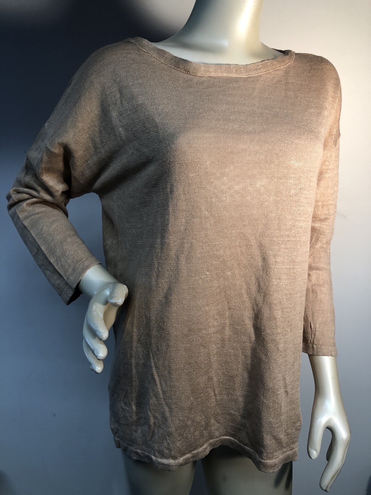 J McLaughlin Sz L beige Lightweight Linen Knit 3/4 top Bin-Q