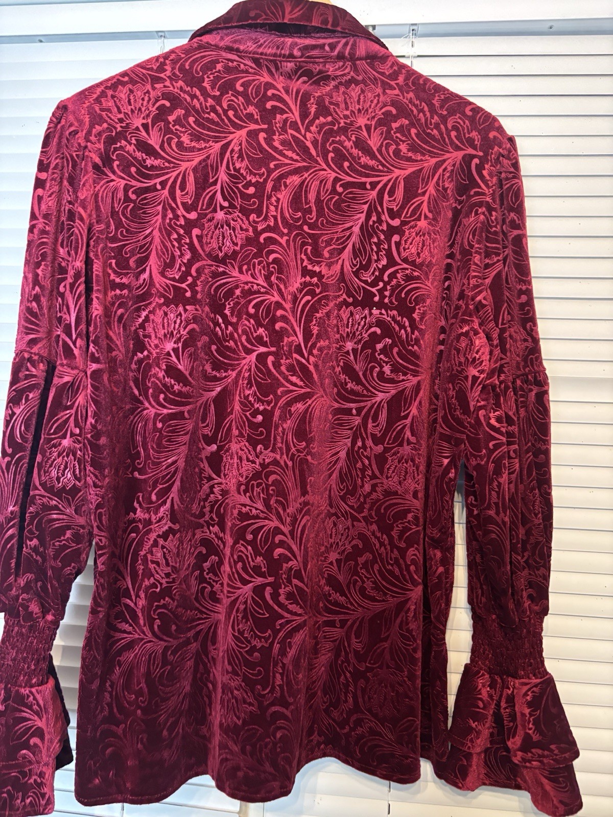 Floral Embossed Red Velvet Button Up Top L Ruffle Smocked Cuffs Goth Romantic