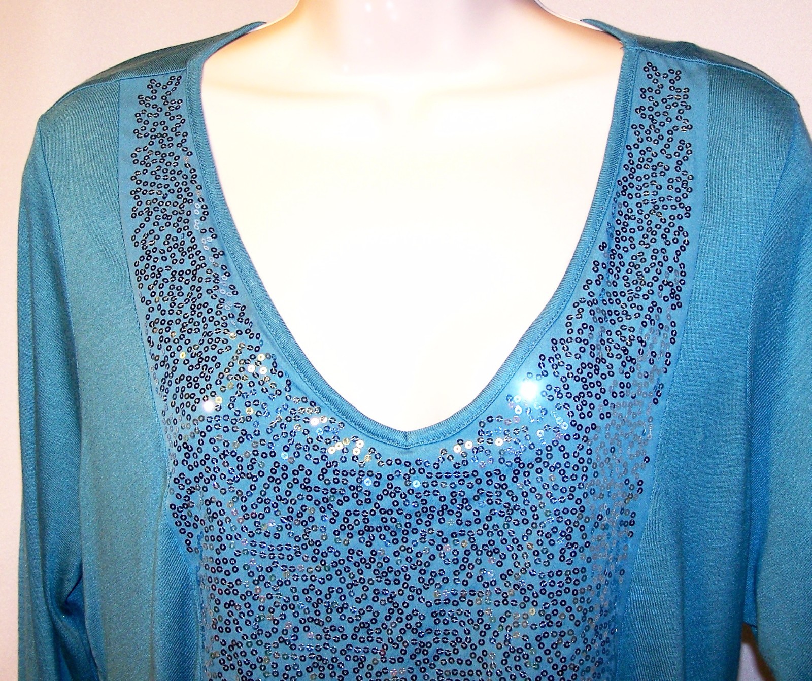 NEW $40 Tag APT 9. Storm Blue LARGE Knit Woven SEQUIN Front TEE Top Long Sleeve