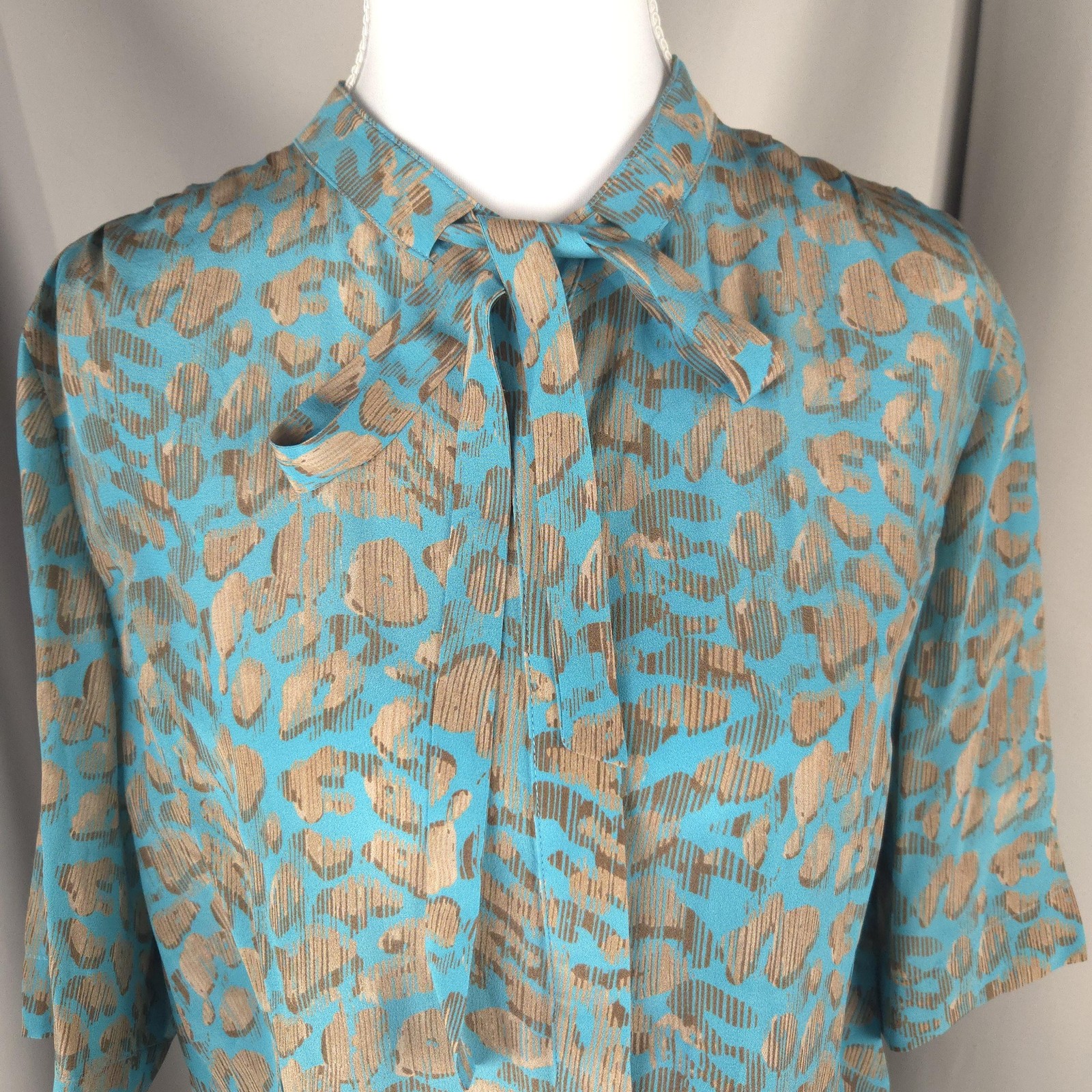 Doncaster Collection Blouse Womens M Blue Silk Animal Print Tie Office Siren