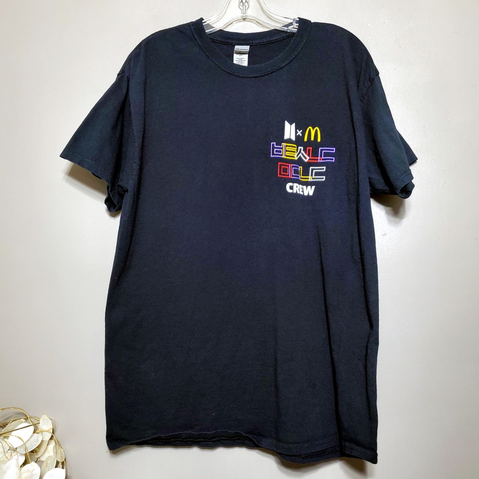 McDonalds BTS Korea Collaboration Crew T-Shirt Size Large Black Retro Gildan