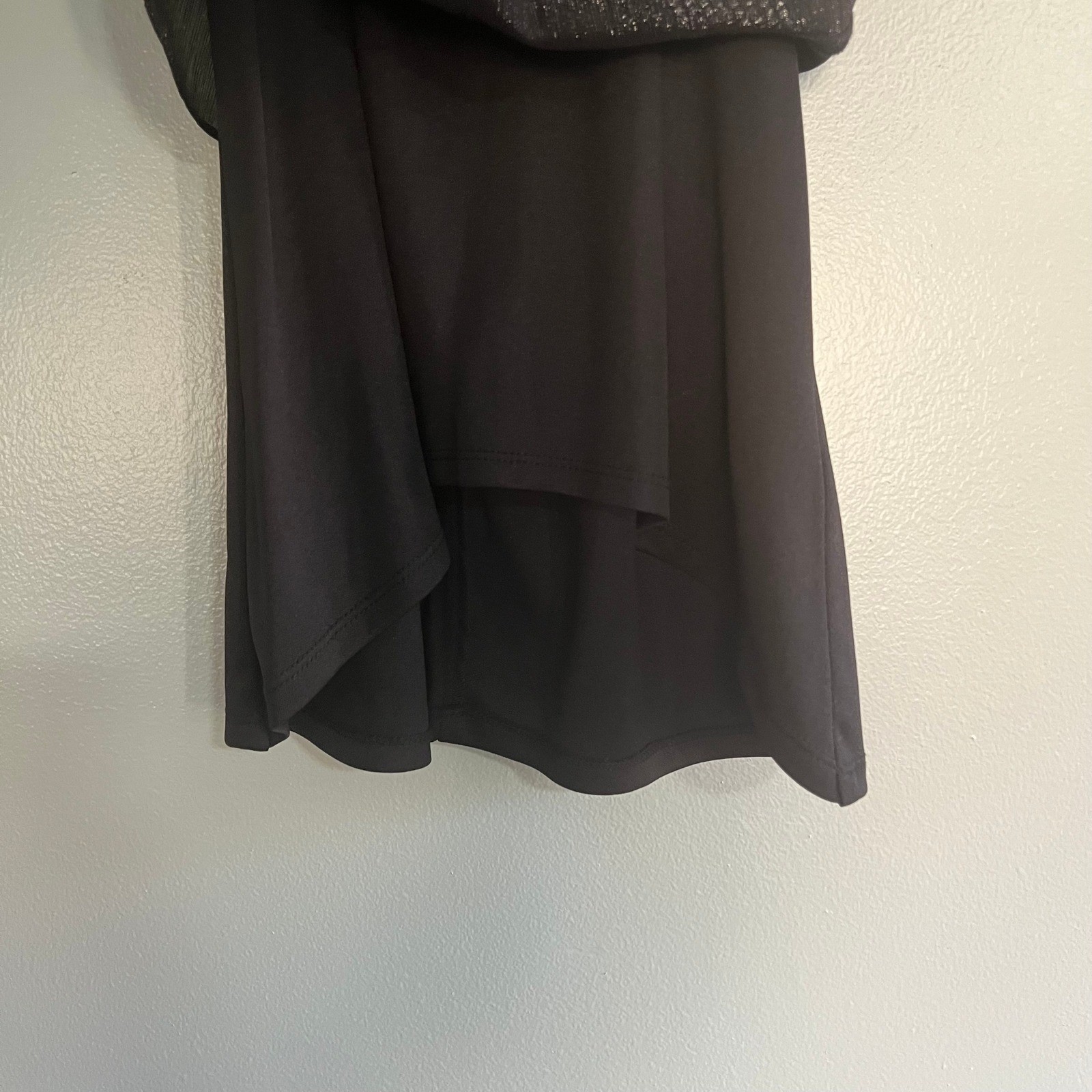 S. Levine Black Silver Metallic Colorblock Sharkbite Hem tunic top M whimsigoth