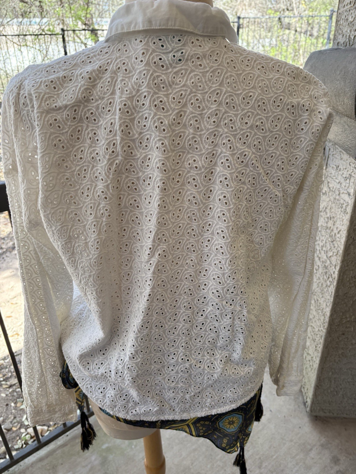 NWOT JADED GYPSY White Patch Eyelet Mix it Up Button Up Long Sleeve Top L/XL