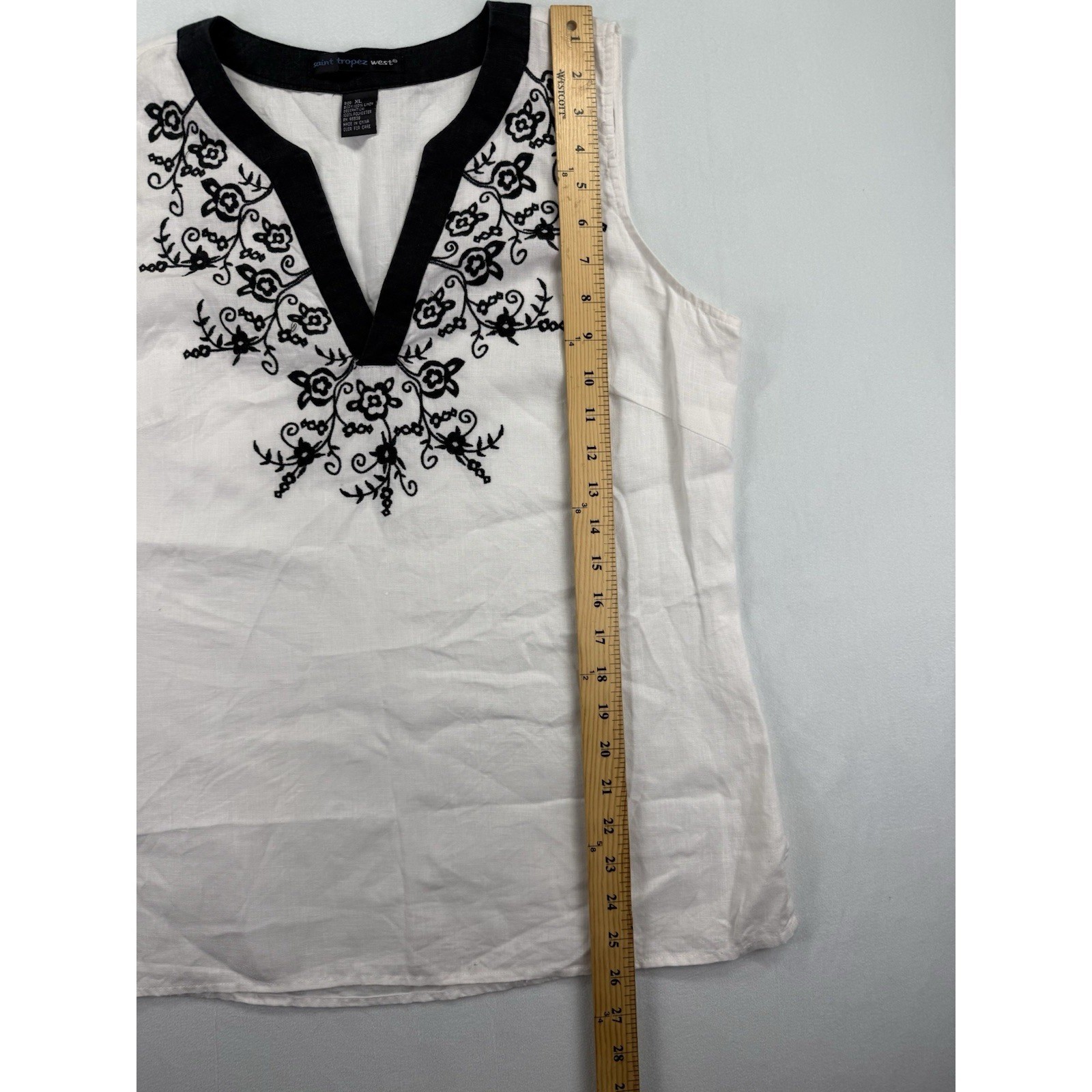 Saint Tropez West Sleeveless Top Blouse 100% Linen Sz XL White Embroidered Boho