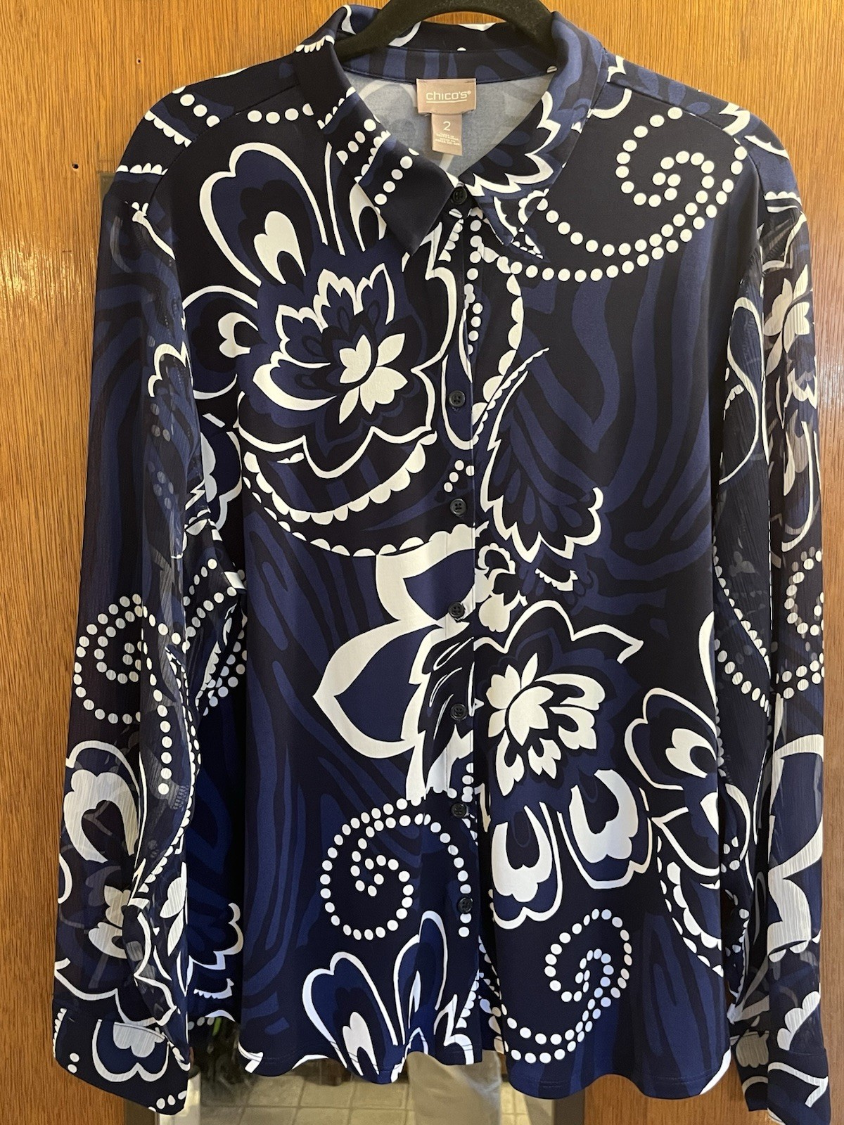 Chico’s Blouse Women’s Size 2 US Large Blue White Floral Paisley Swirl Print