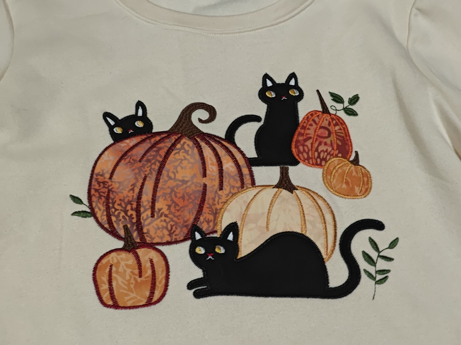 Clover and Pine Pumpkin Fall Pumpkins Cats Pullover Sz XL