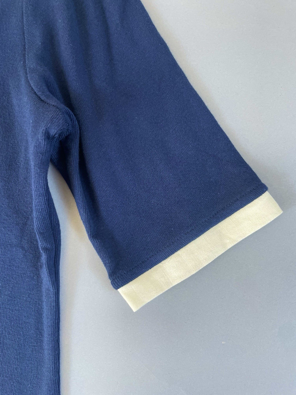 Buru Contrast Tee Navy Linen Cotton XS V Neck New With Tags ($128)