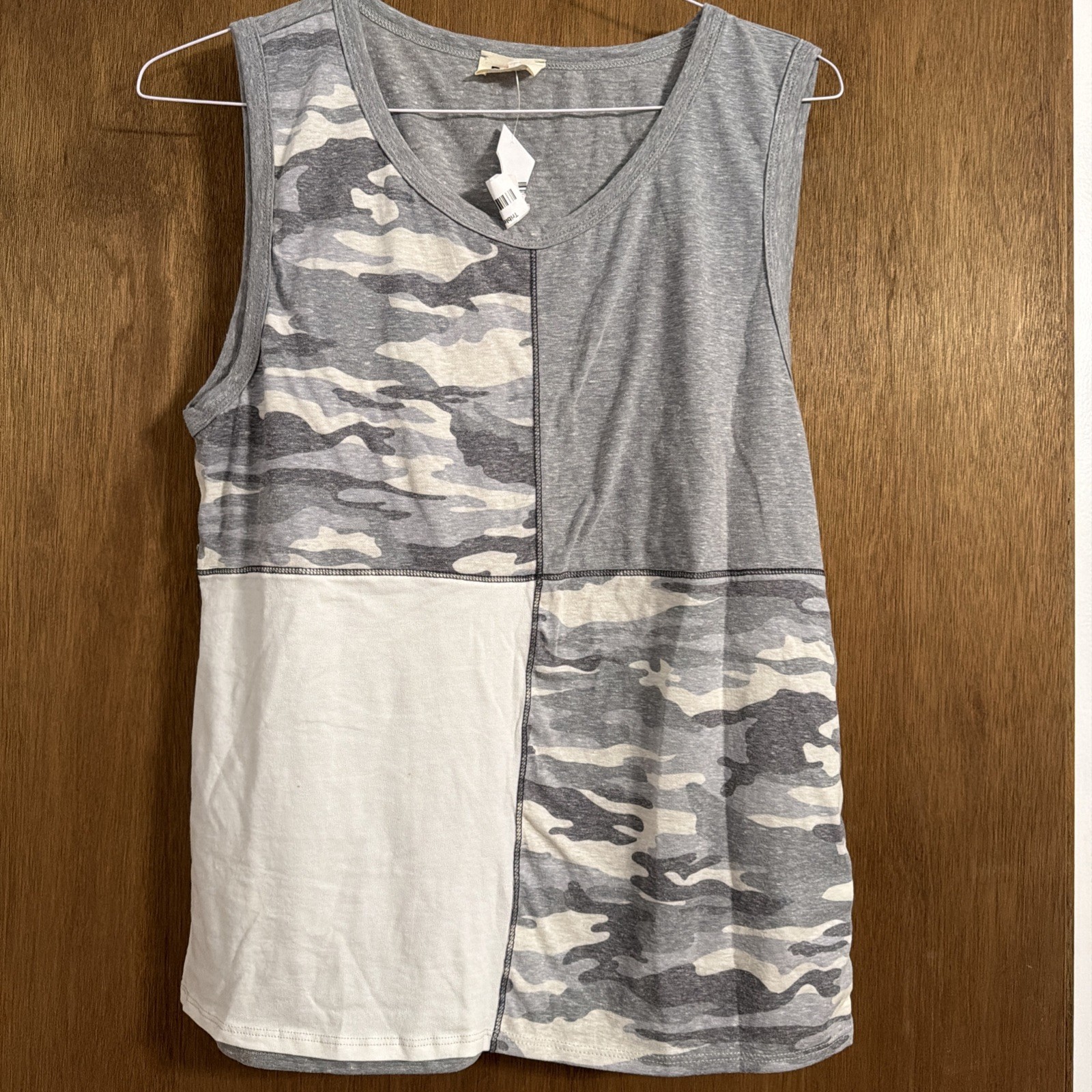 Ladies Bibi Camo Tank Large New With Tags