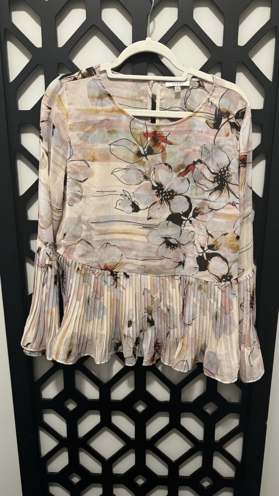 Sioni Floral Sheer Floral Blouse Pleated Layered Long Sleeves Women’s Size Large
