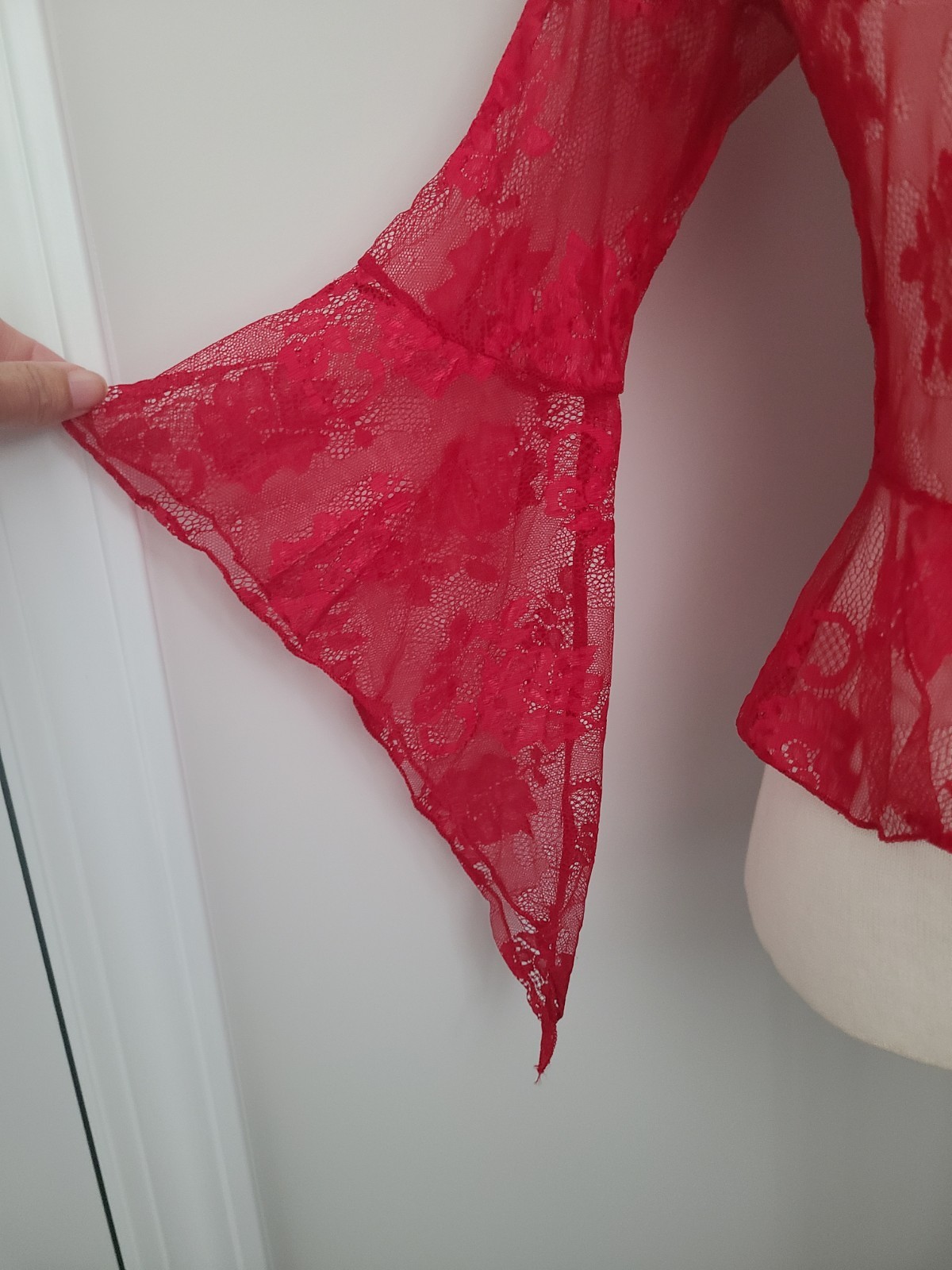 Shirley of Hollywood Lace Top Size S Shirt Sheer Floral Lace Up Bell Sleeve Red