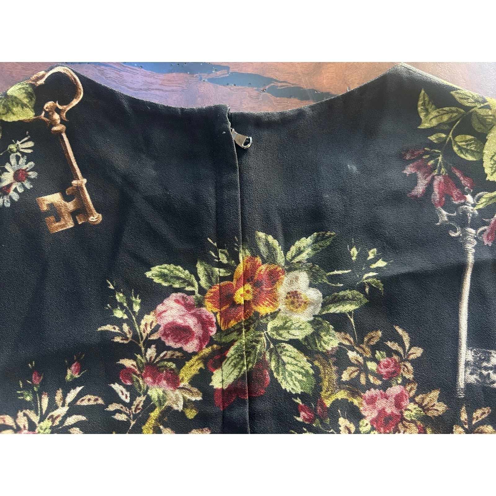 Authentic Dolce & Gabbana Baroque Rose & Keys Tunic Top IT 40 US 4