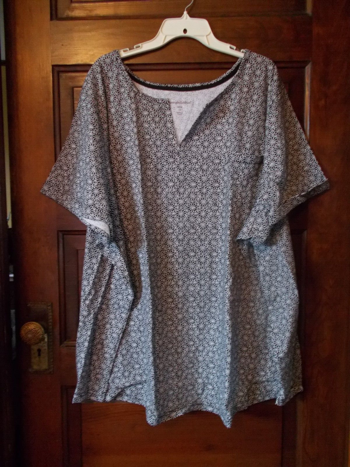 WOMAN’S TOP – 5XL – WOMAMN