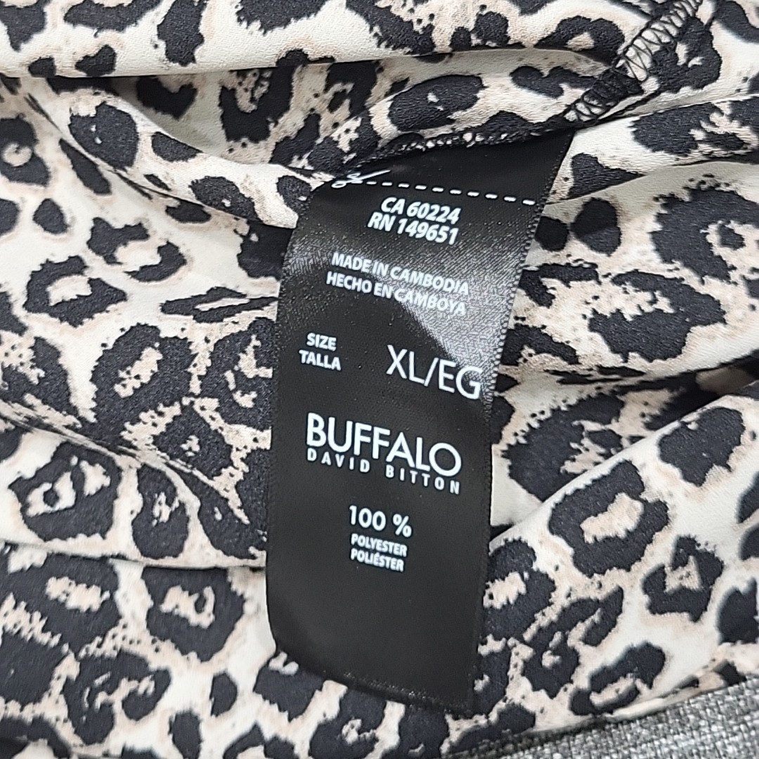 Women’s Animal Print Blouse Top Patch Chest Pocket X-Large Size