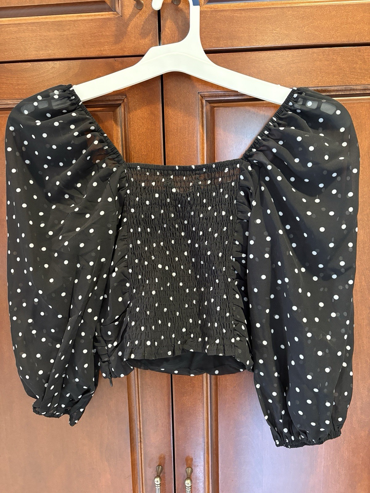 RoseBullet Women’s Mid-Length Sleeve Mid-Drift Crop Top Sheer Size 10 New Tags