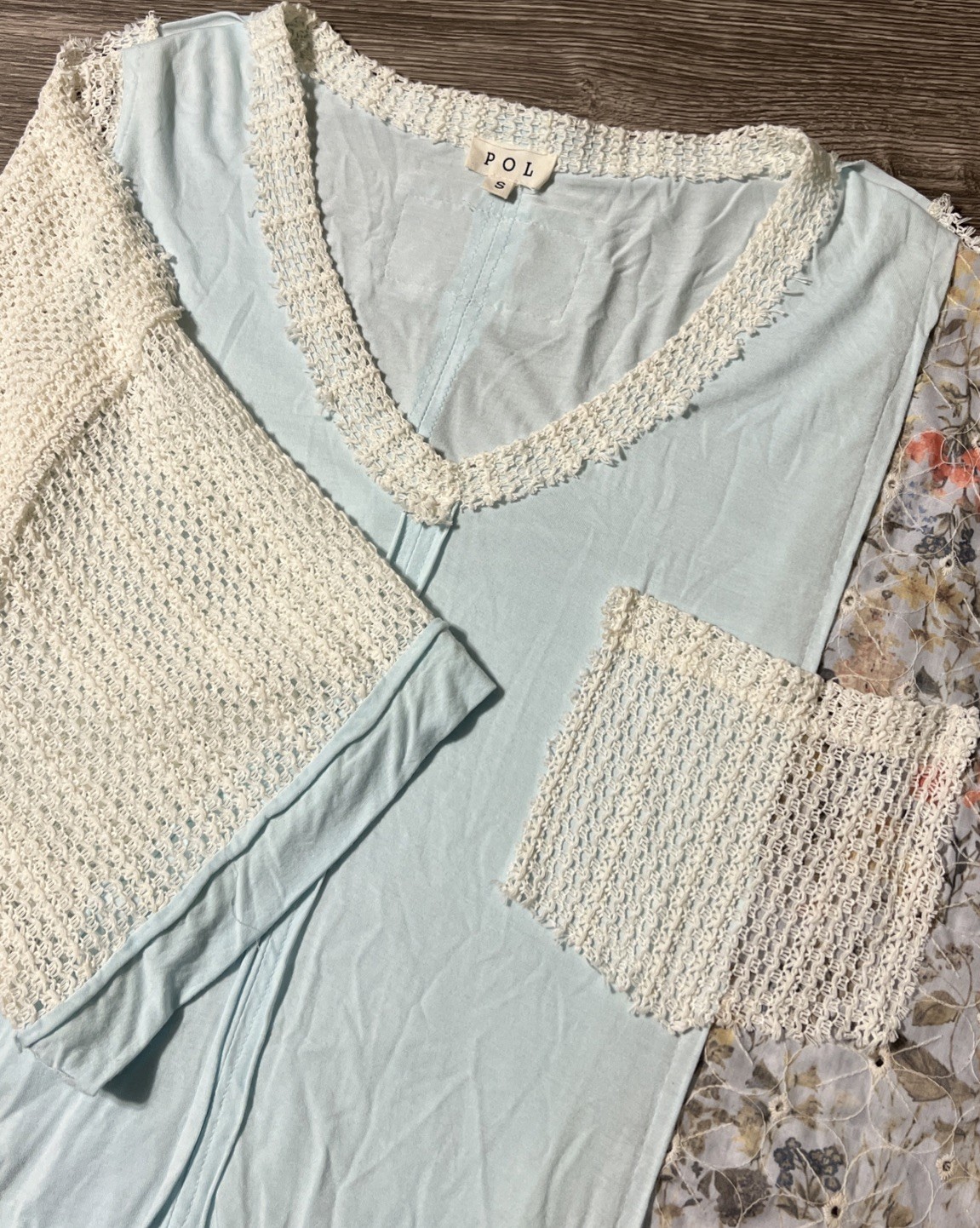 POL Patchwork Crochet Floral Embroidered Boho Oversized Light Blue Shirt Small