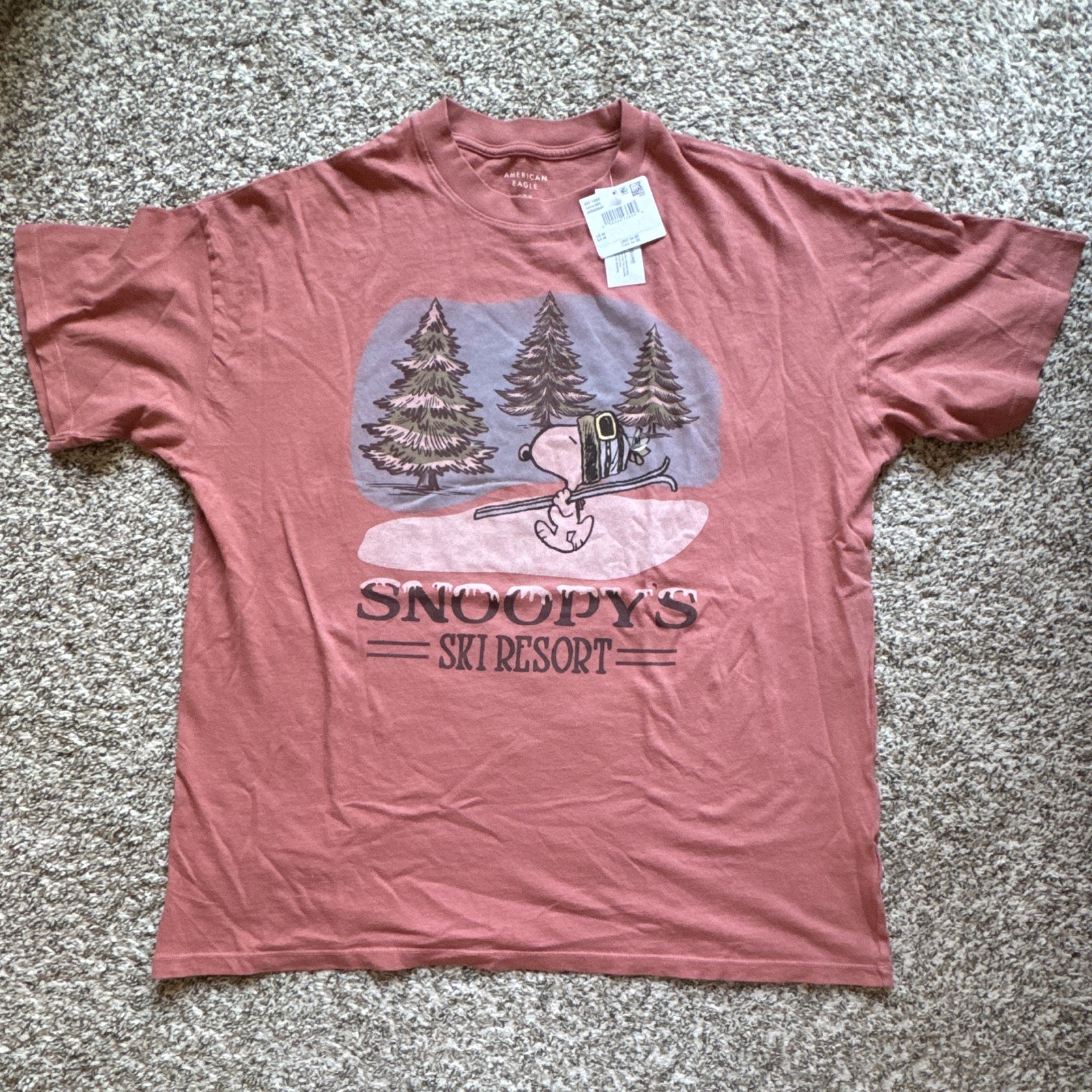 American Eagle Peanuts Snoopy Women’s Medium T-Shirt Short Sleeve Holiday