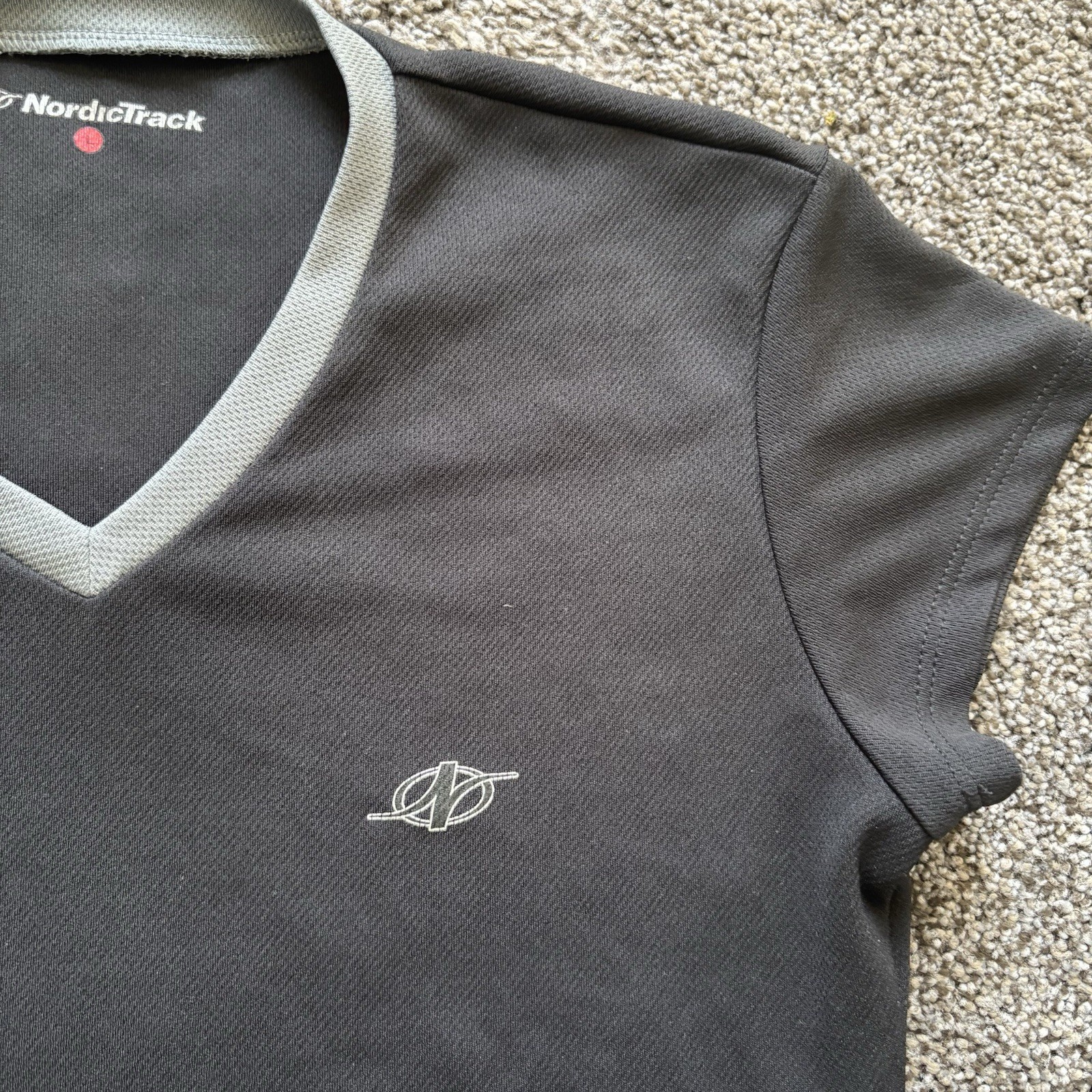 NORDICTRACK Womens Black V-Neck Shirt w Logo Active Wear Exercise Size Large