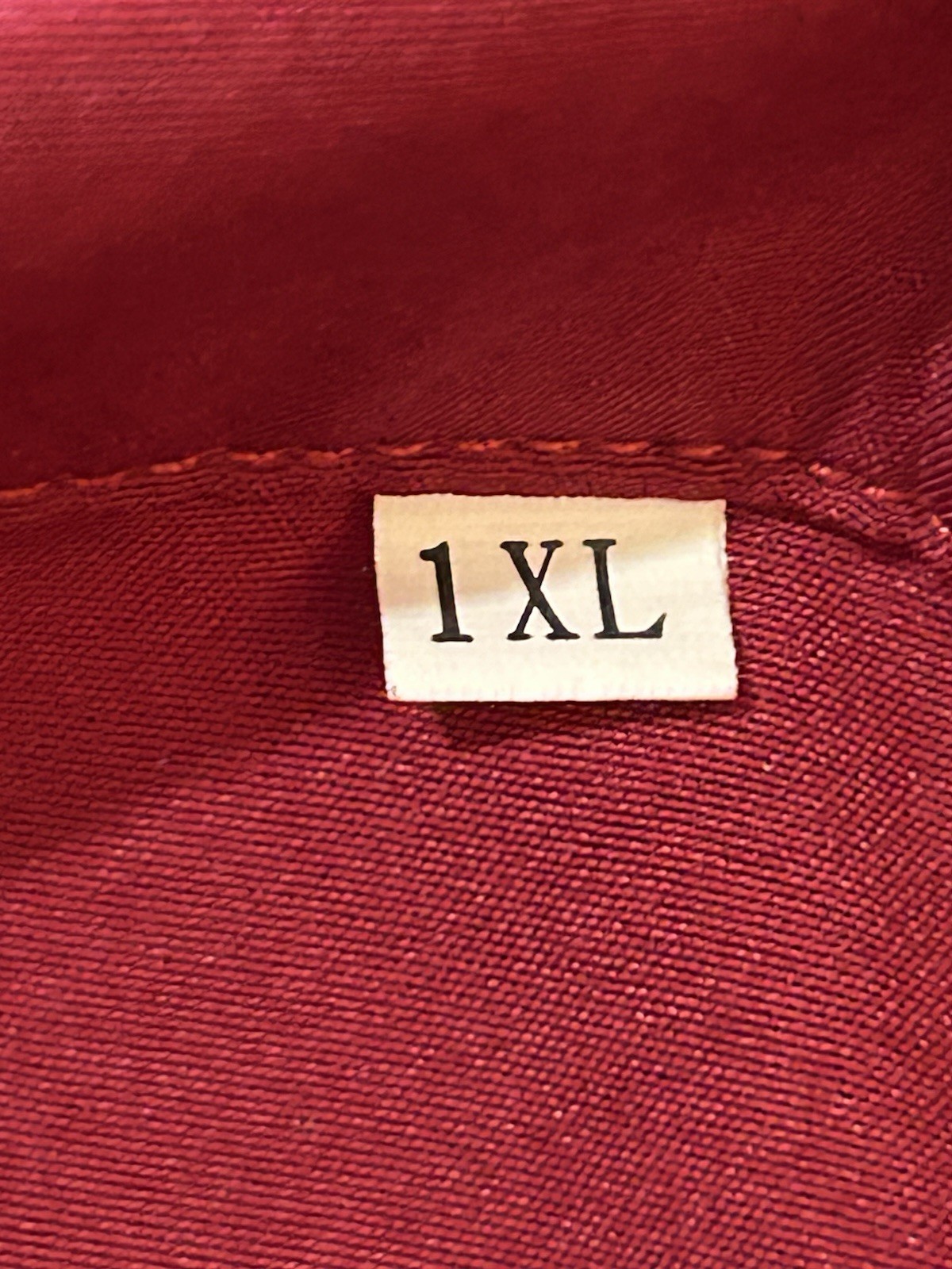 TEMU – NWOT – Burgundy Pullover Tunic Top w/Quarter Sleeves 1XL