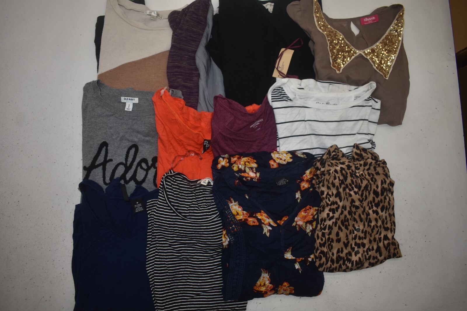 Wholesale Bulk Lot Of 12 Womens SIze Medium 8 10 Long Sleeve Casual Blouses