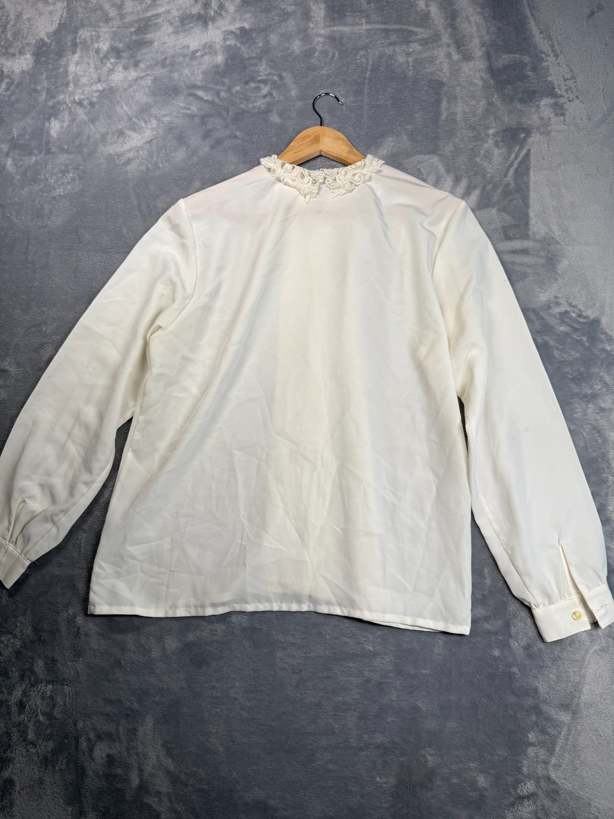 Vintage Impressions of California Blouse Top Womens 12 Beige Satin Lace Collar