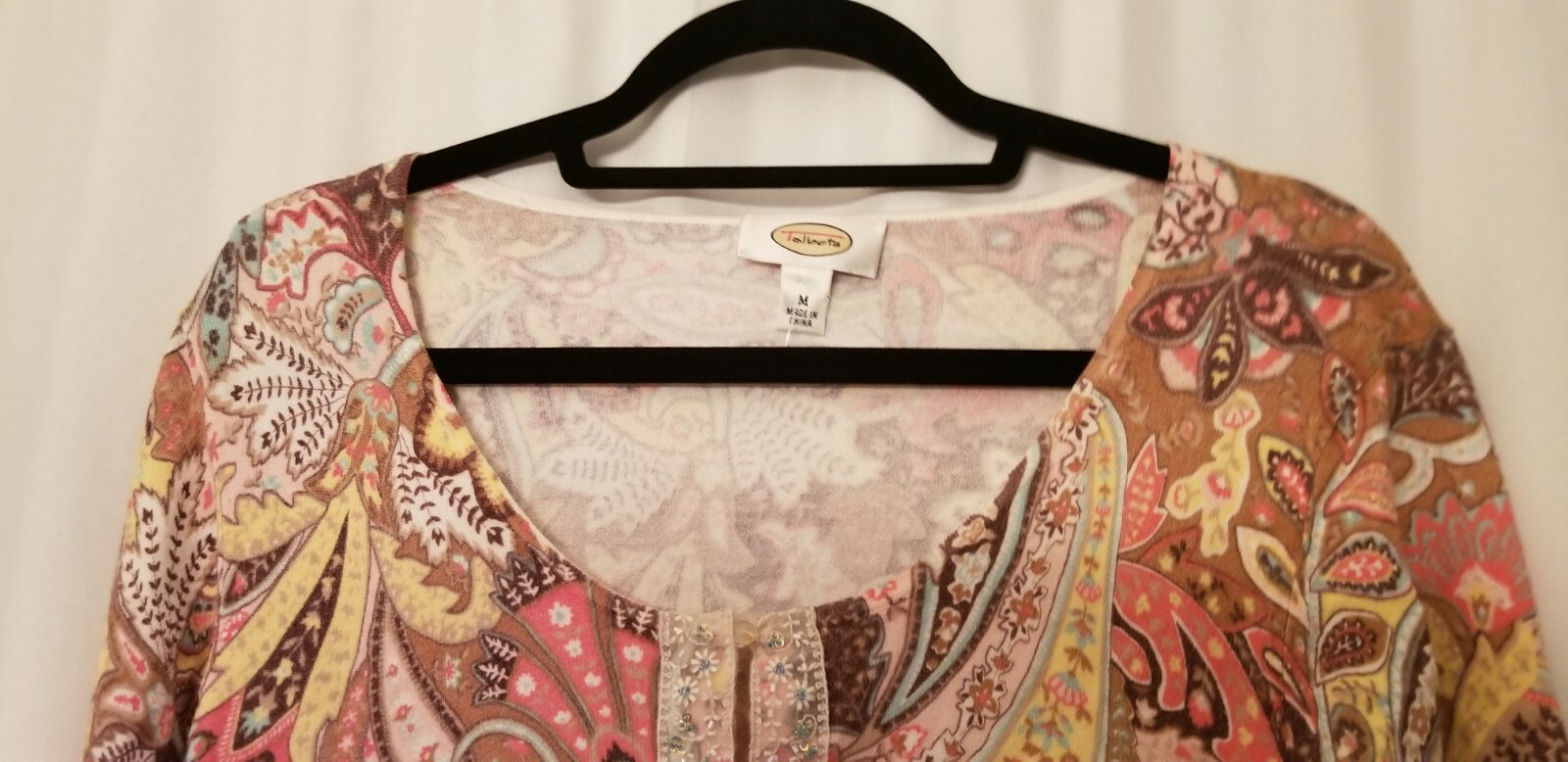 Talbot’s Women’s Cardigan Knit Sweater Gorgeous Jewel accent Size Medium