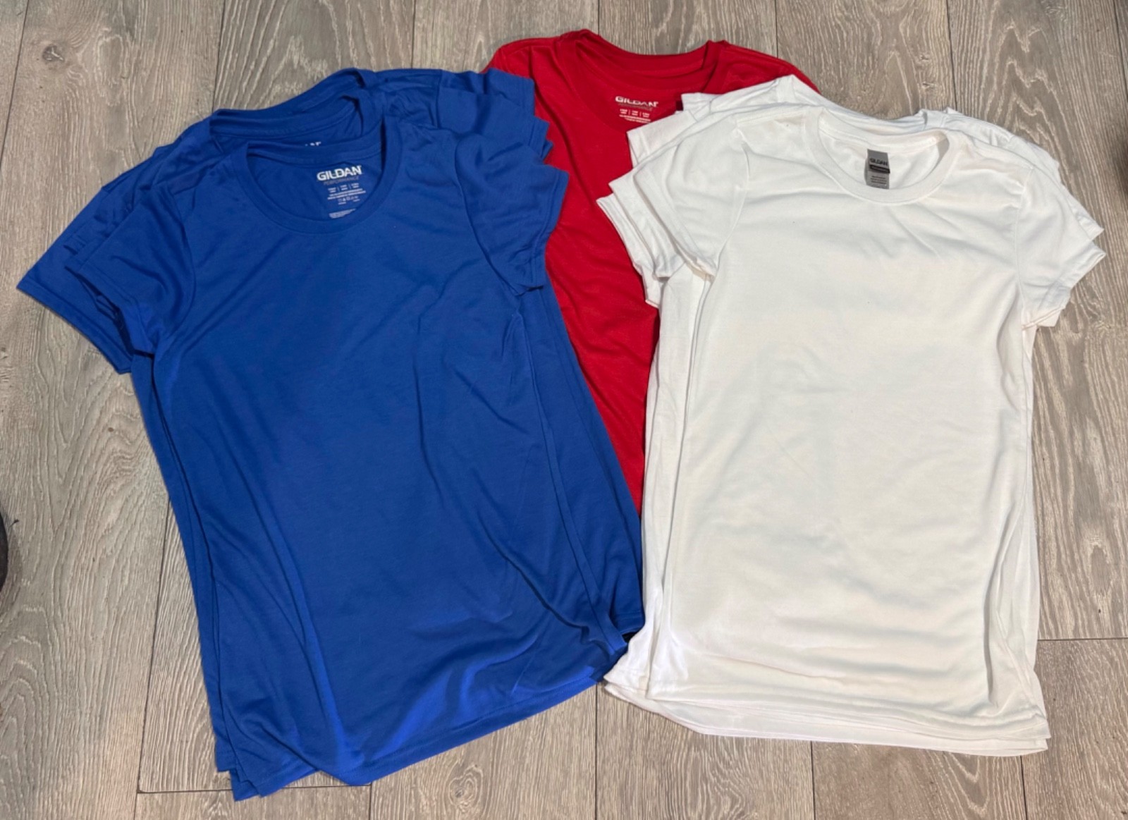 3 x womens performace t shirt, Gildan Red white blue Size XS, 8-10, gym, casual