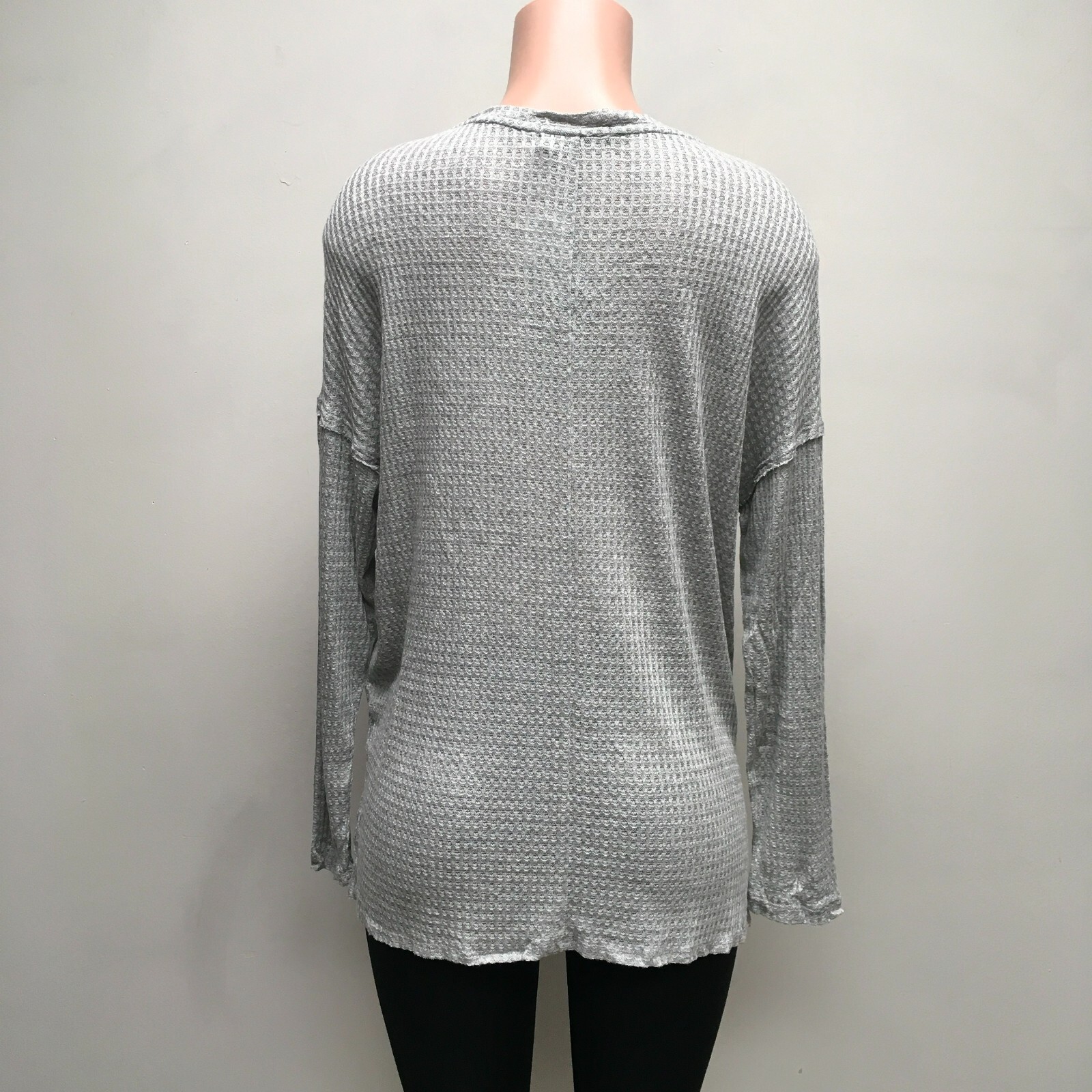 Gibsonlook Womens Grey Heather Long Sleeve Seamed Thermal V Neck Tunic Top Small