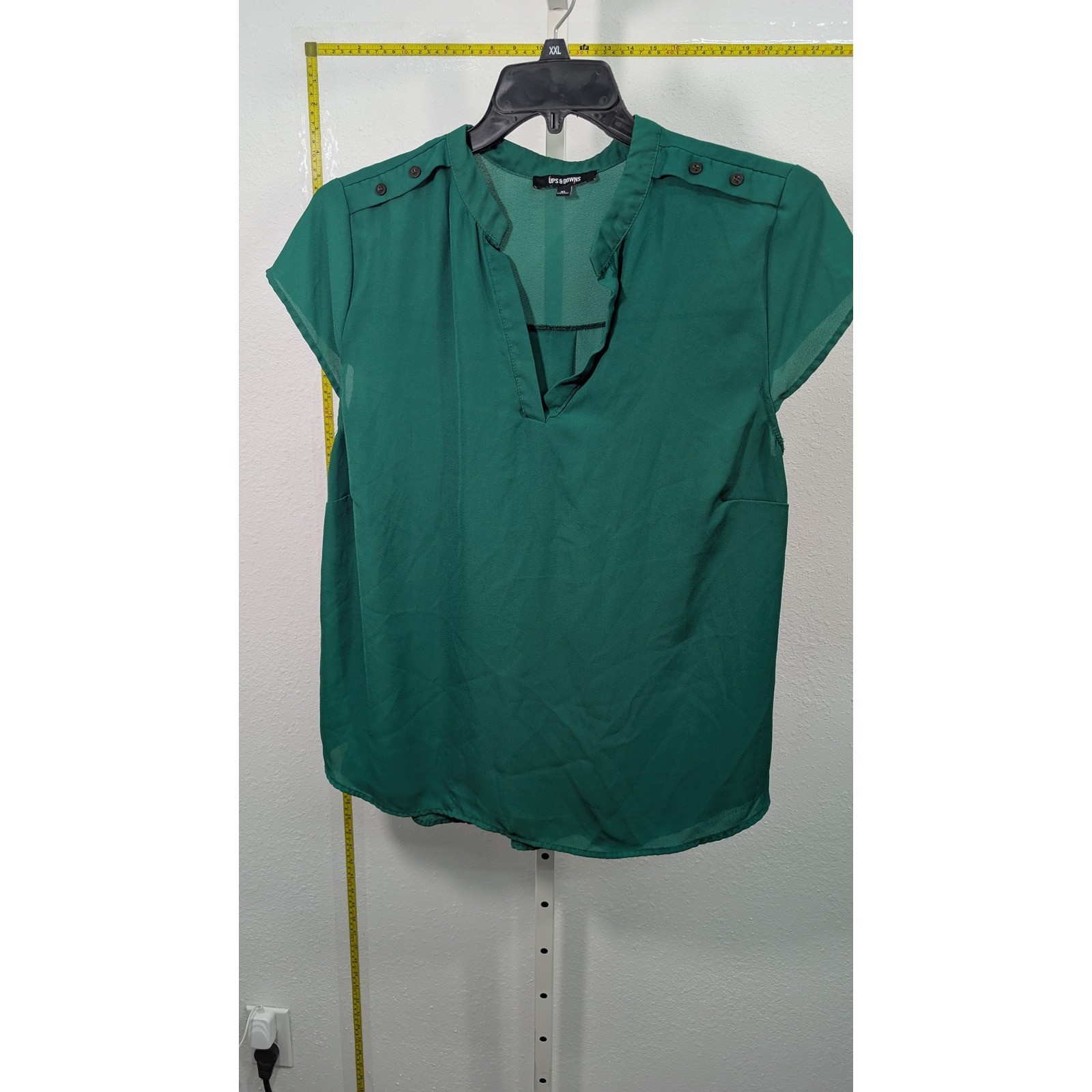 Ups & Downs Dark Green Split V-Neck Cap Sleeve Blouse with Shoulder Buttons XL