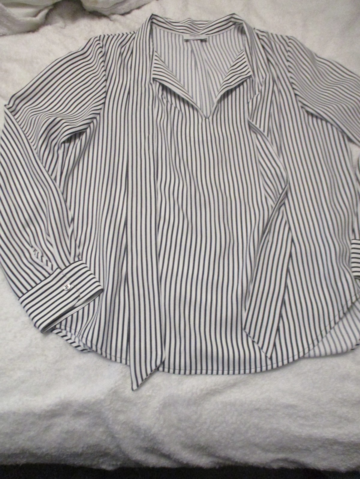 UNTUCKit Black and White Pullover Blouse Women Size L Large FREE SHIPPING