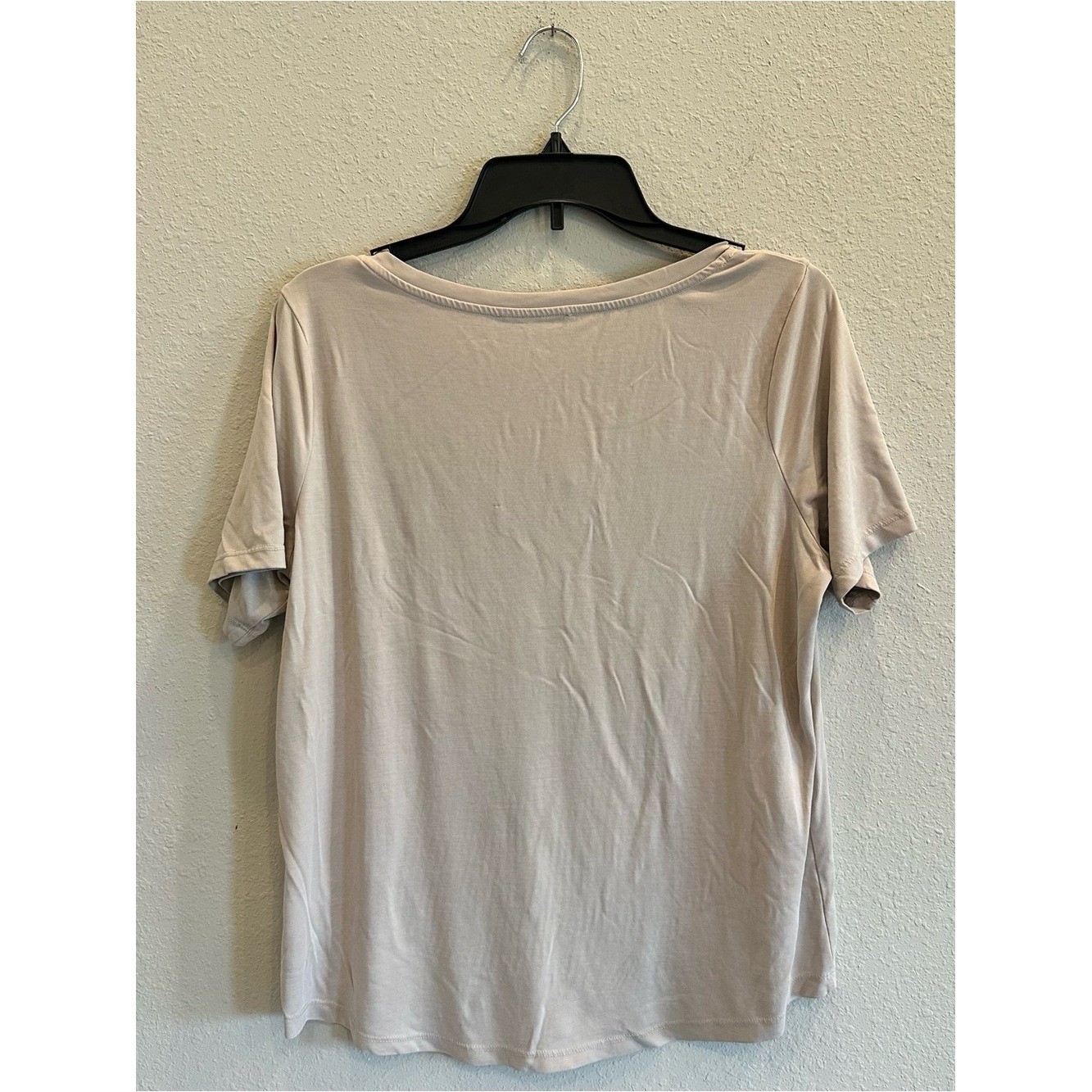 Love Tree Beige V Neck Pocket Tee Medium Minimal Basic