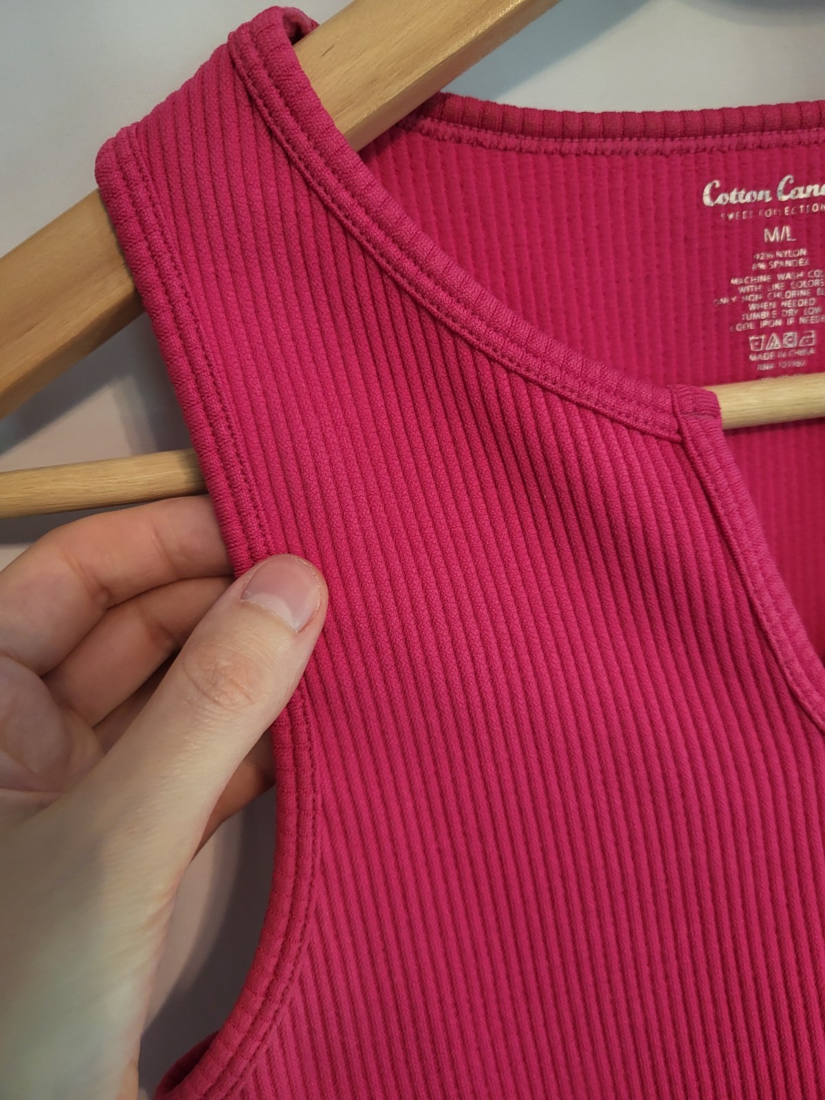 Cotton Candy Stretchy HOT PINK Henley Crop Top Ribbed Sexy Sz XS/S 32-36 Chest