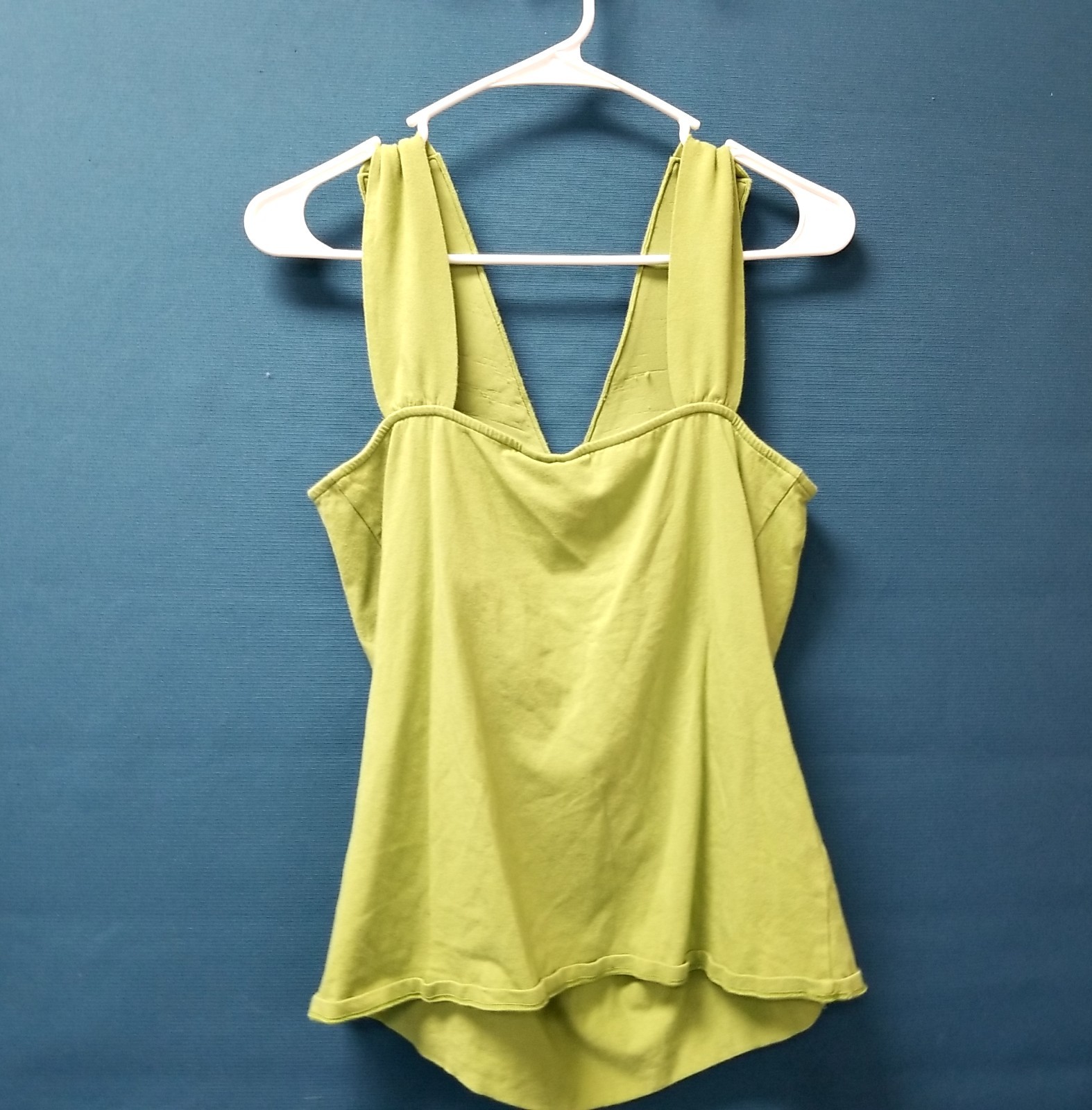 Vtg Y2K Bisou Bisou Green/Pink Sequin V-Neck Tank Top Womens Sz L