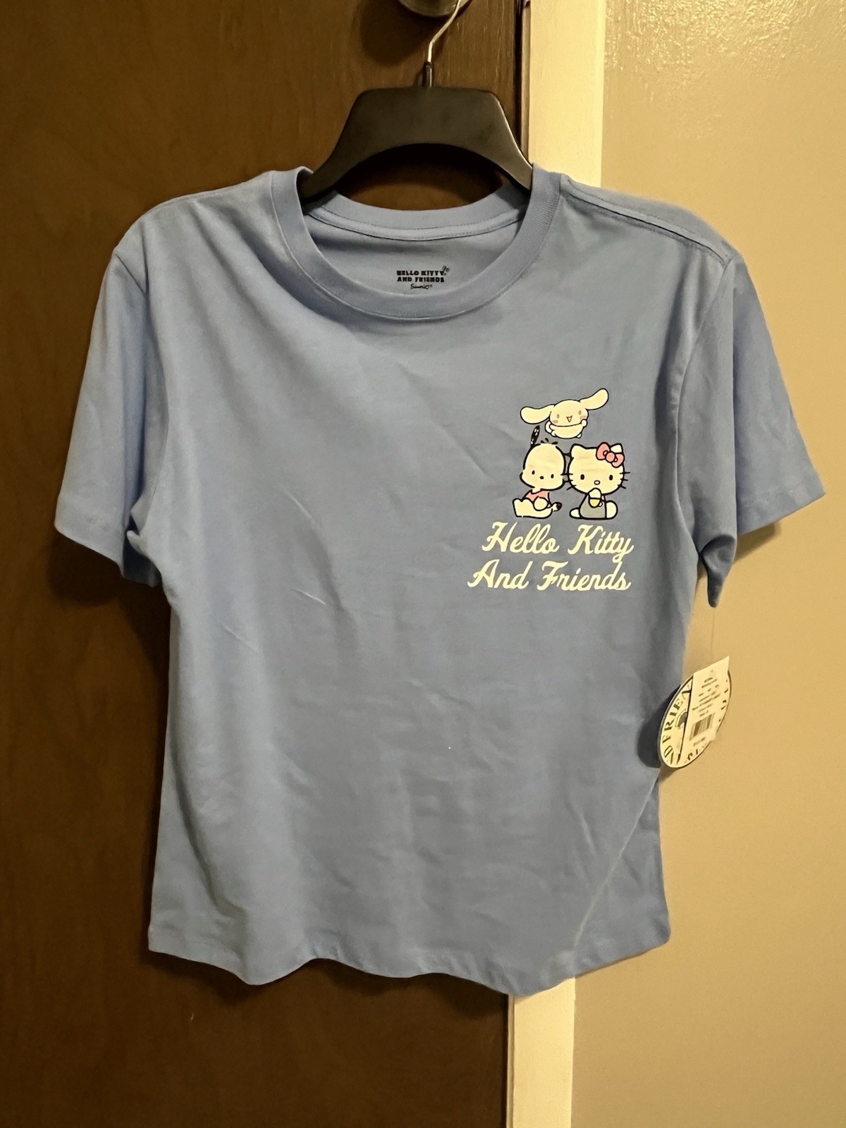 Sanrio Hello Kitty & Friends T-shirt, Juniors Size Small NWT