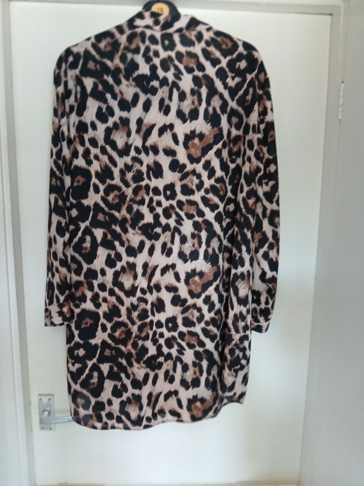 TU blouse size 20 pit to pit 25 inches length 30 inches leopard print