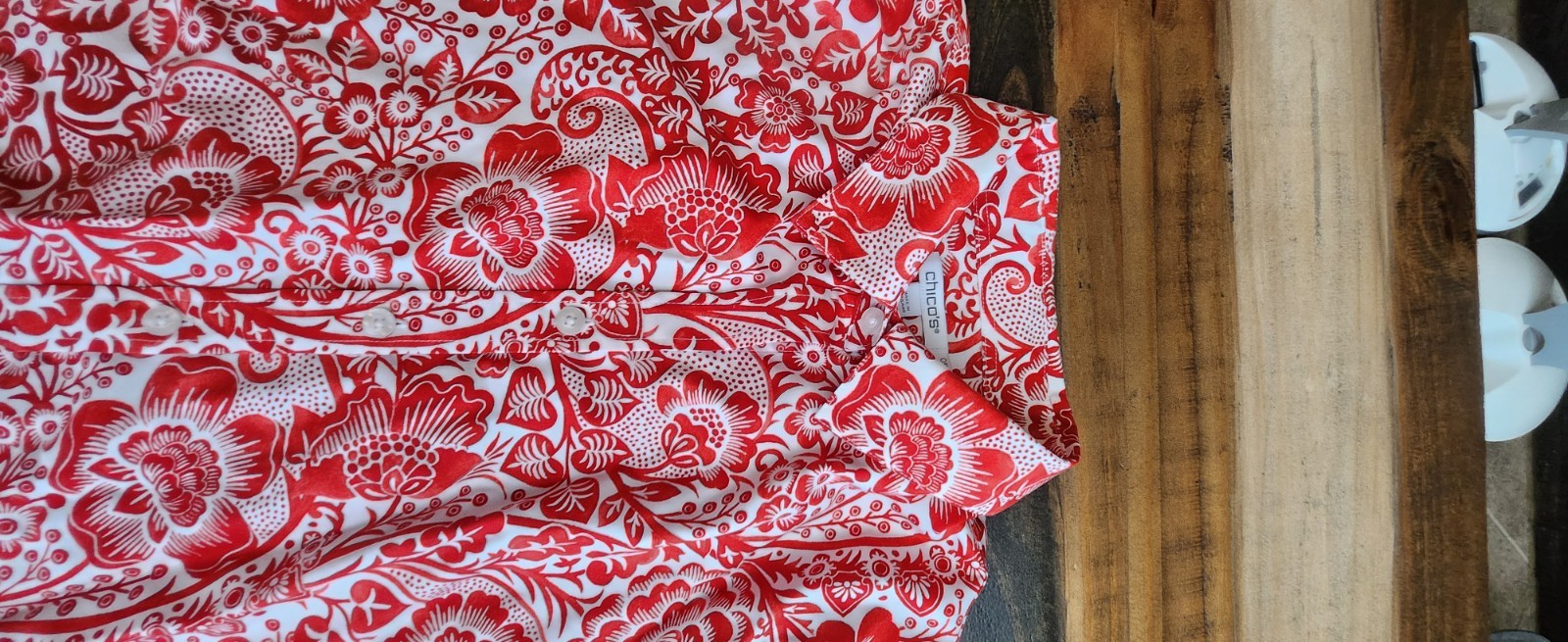 Chico’s Red/White “Paisley & Floral” Top Blouse – Size 0.5 (6)