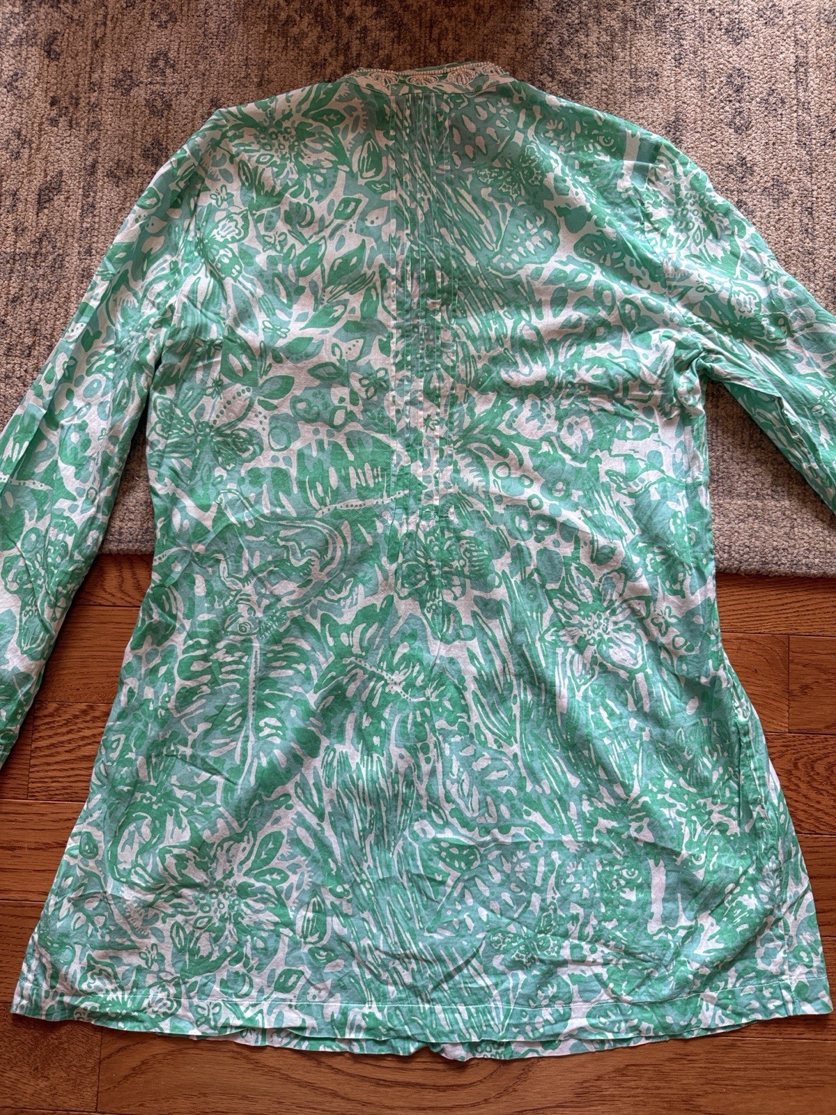 Lilly Pulitzer Green White Floral Beaded Embroidered V-Neck Tunic Blouse M