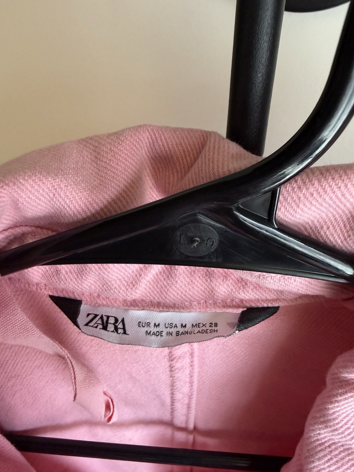 ZARA Women’s Pink Solid Button-Up Shirt Point Collar Long Sleeve Size M