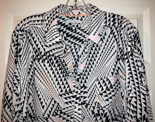 Foxcroft Plus Sized Long-Sleeved Textured Georgette Blouse/Tunic Size 24W EUC