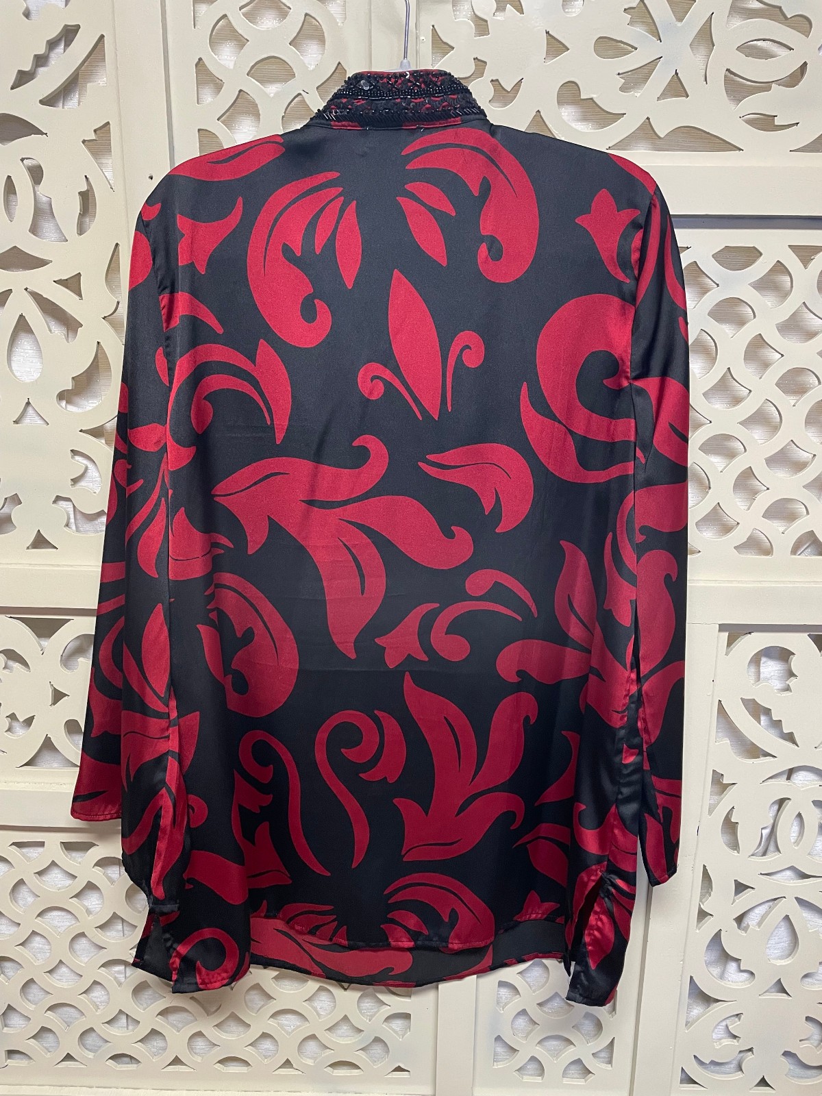 Chico’s satin tunic long sleeve beaded neckline blouse Red Allure Sz 1.5/10