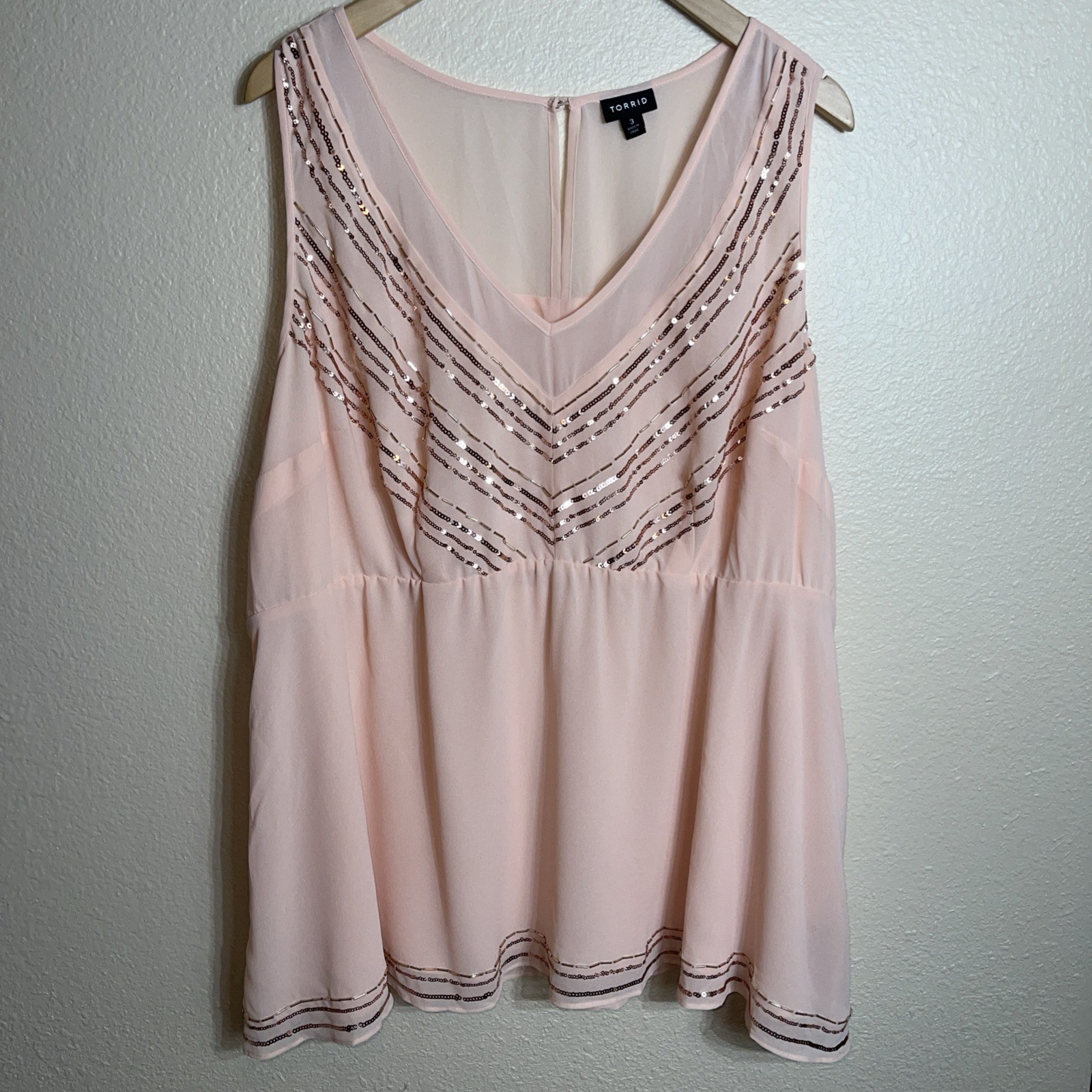 TORRID Sheer Top Womens 3X Peach Elastic Waist Sleeveless Embellished Lined