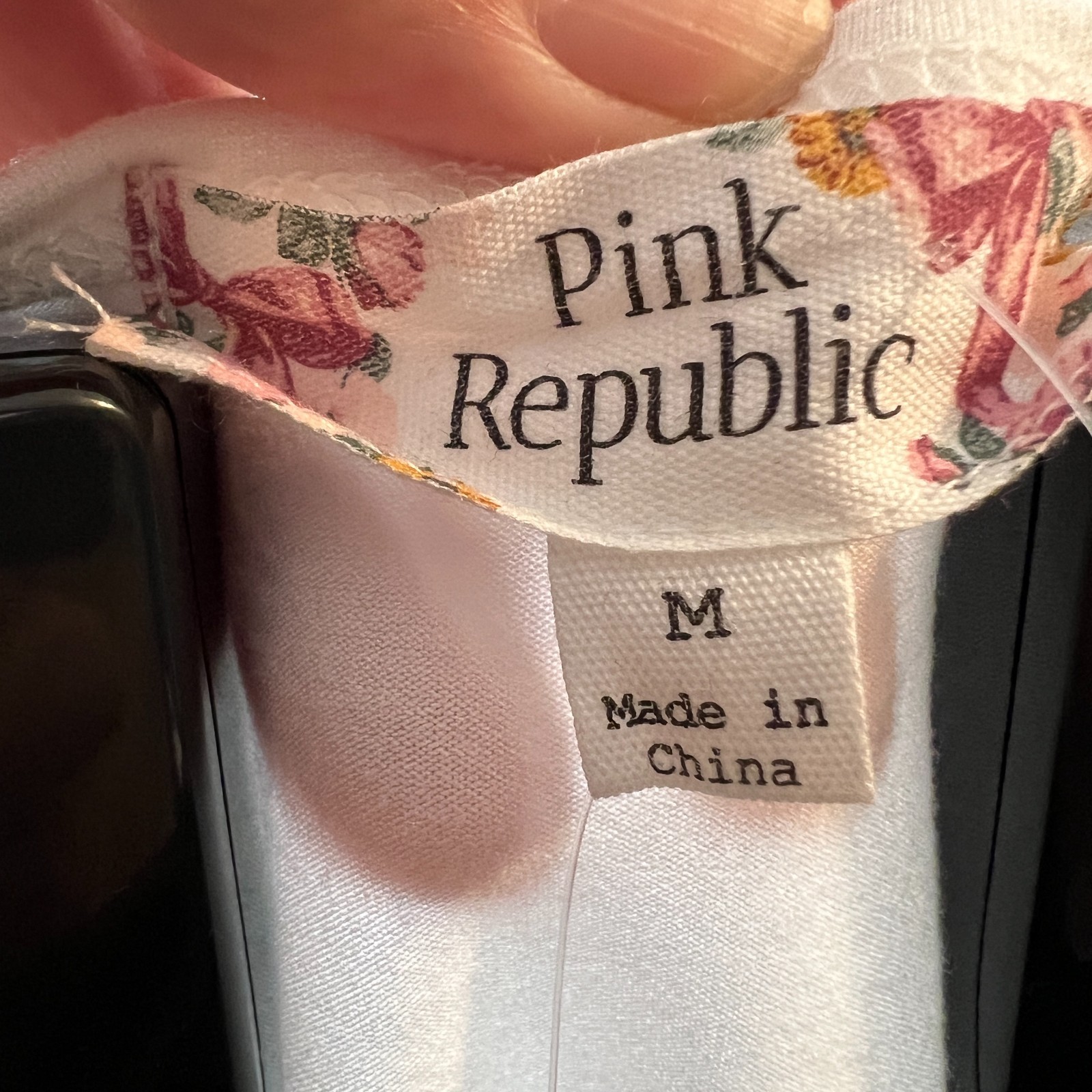 Pink Republic Tee Shirt M White Scoop Neck Stretch Top Rayon Spandex NWT Soft
