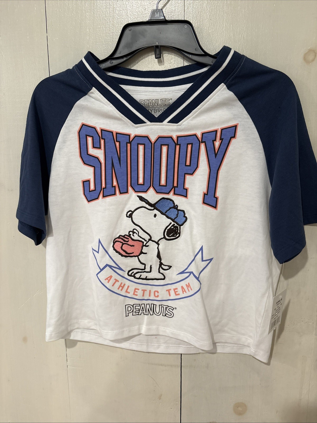 Peanuts Snoopy baseball Athletic Womens/Jr. XS Raglan Graphic Cotton T shirt
