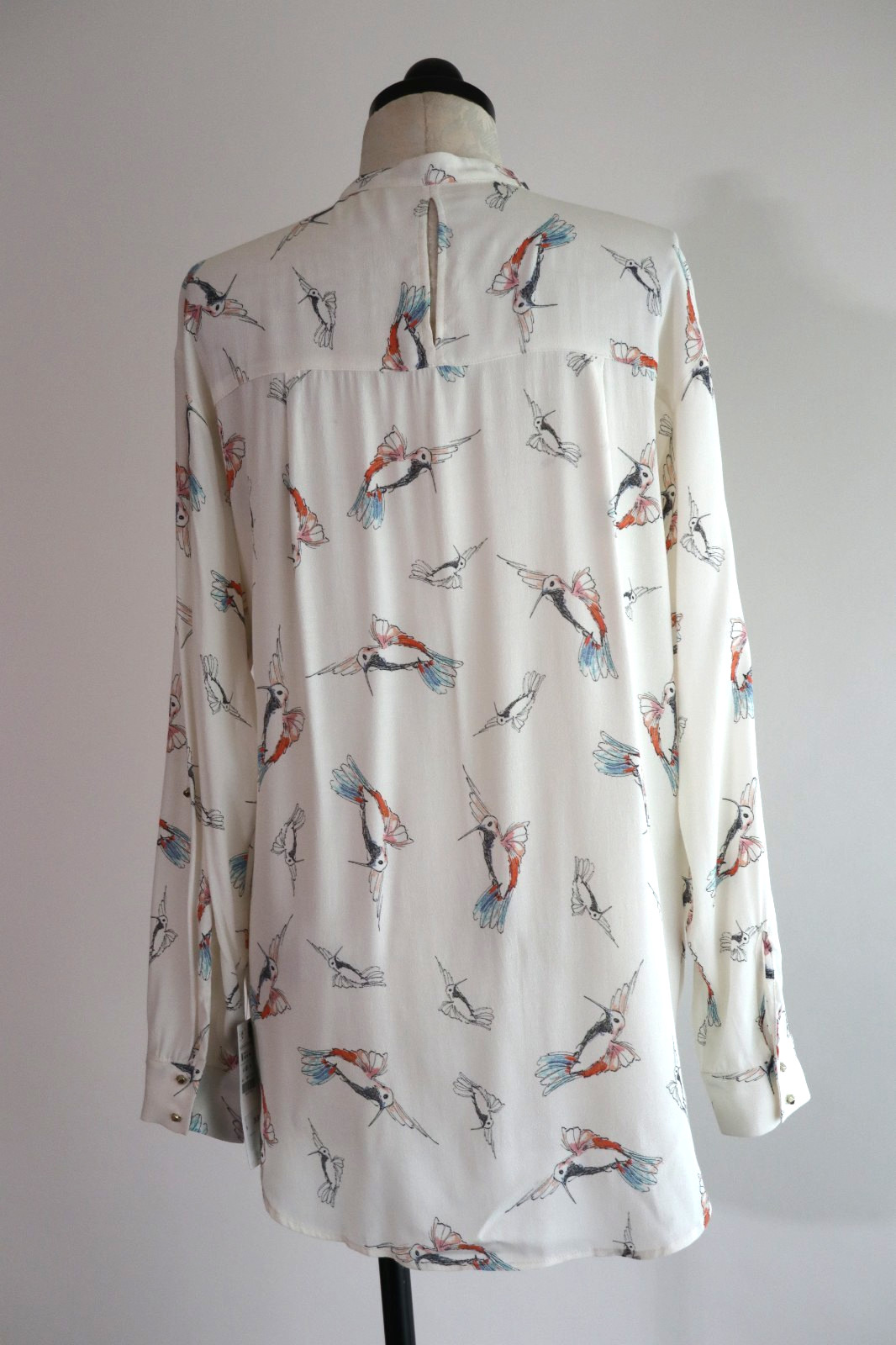 Zara Basic White Pastel Hummingbird Print Button Front Shirt Top Blouse Women M