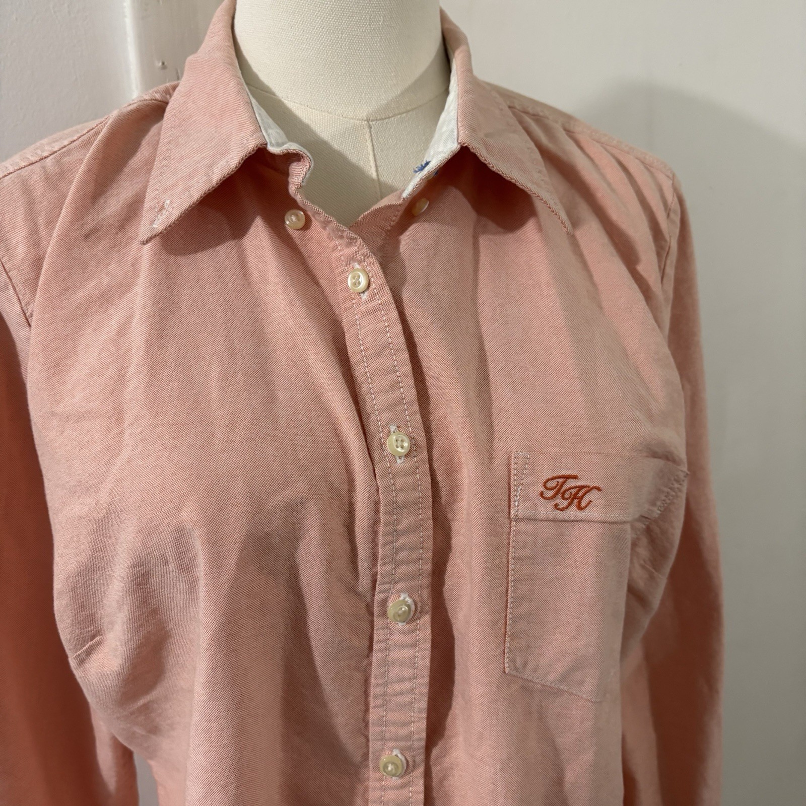 Tommy Hilfiger Monogram Flip Cuff Button Up Shirt Womens Sz L Peach Preppy