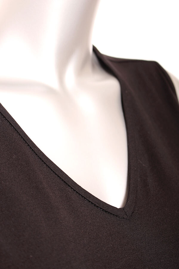 NEW Eileen Fisher Fine Jersey Stretch V Neck Slit Long Length Tank Top Black
