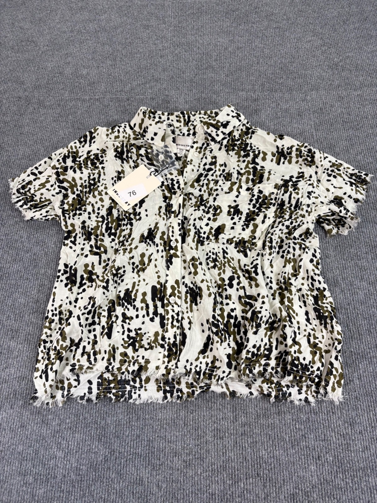 Industry Republic Clothing Womens Abstract Jungle Dot Frayed Button Up Shirt Med