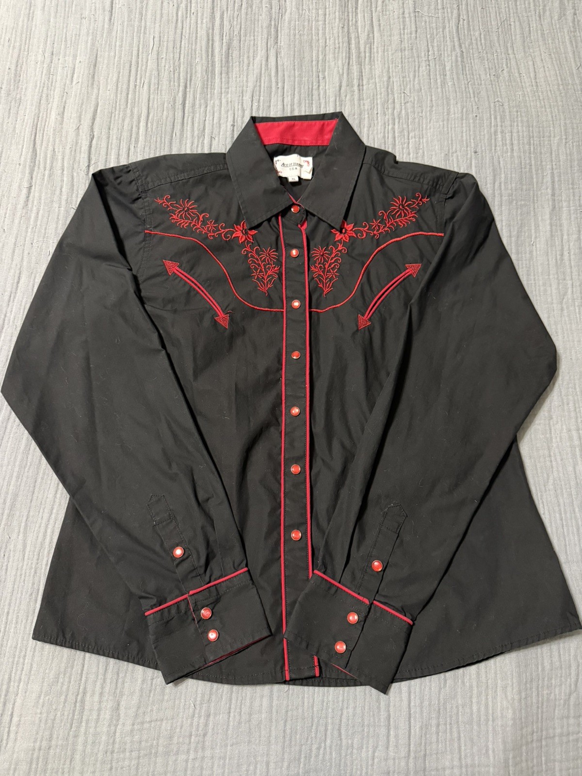 Ace of Diamond Women’s Flower Embroidered Snap Country Western Shirt Red Size XL