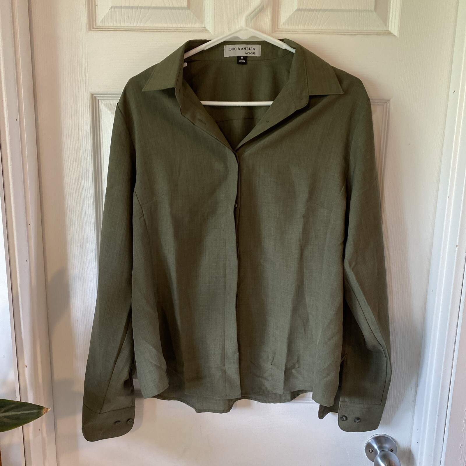 Doc & Amelia By Cintas Womens Medium Front Button Long Sleeve Casual Shirt Green